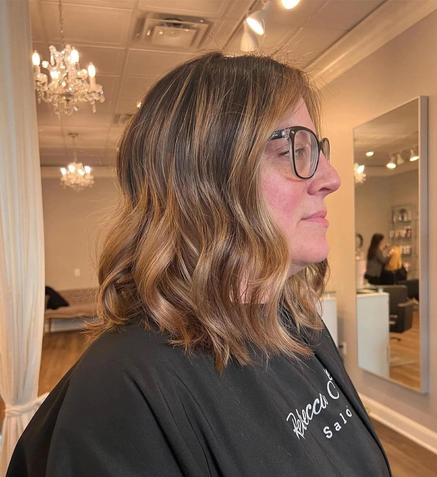 &ldquo;Creating ribbons of dimension is the WAY TO GO🙌🏻&rdquo;

Amazing hair created by @hairby_nikkifrith 🤩
-
 #hair #hairstyle #hairstyles #haircut #haircolor #hairstylist #hairsalon #naturalhair #hairtutorial #behindthechair #curlyhair #blondeh