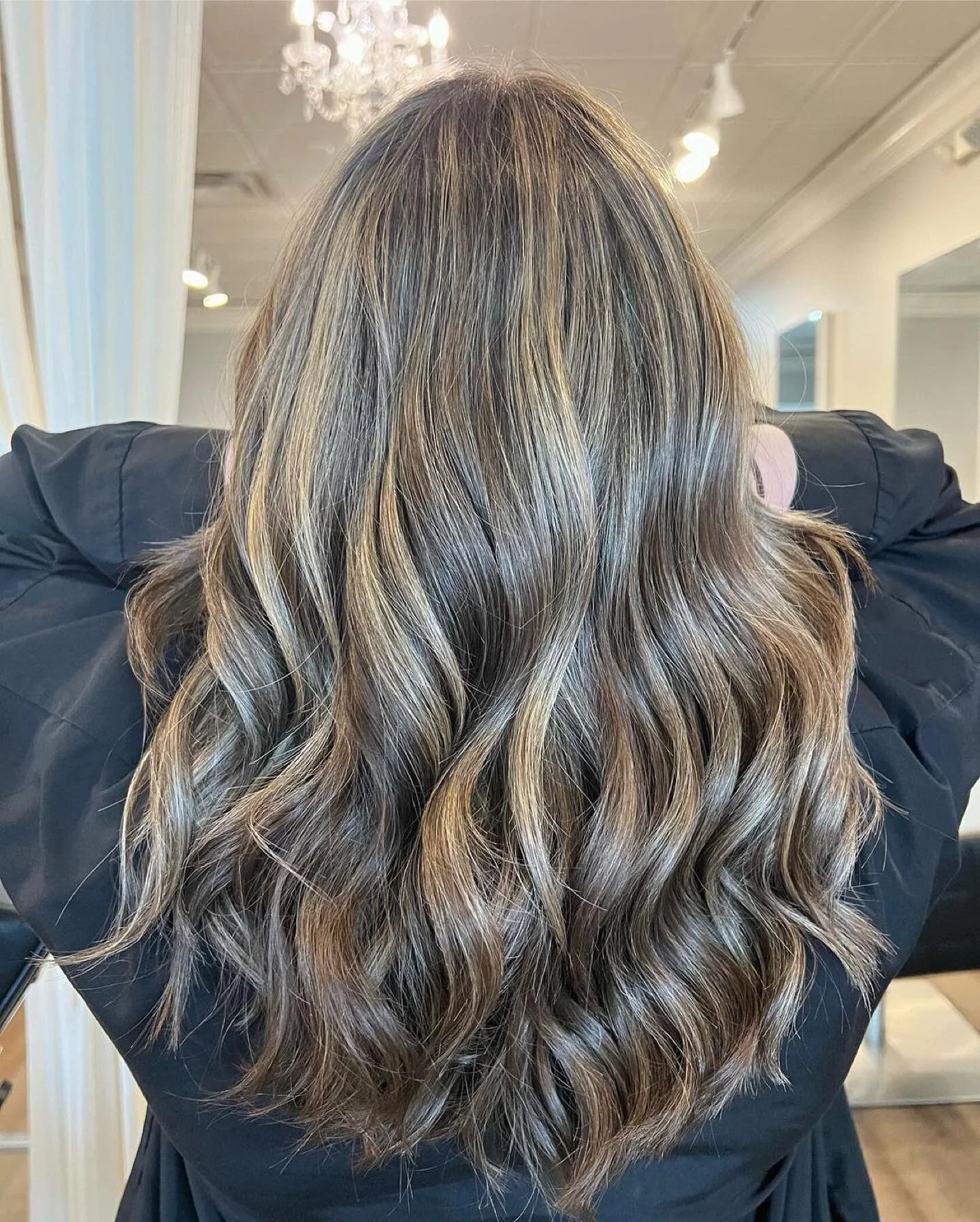 &ldquo;her first color service ☑️
&bull;
&bull;
gave her the perfect sun kissed caramel color for summer ☀️🍫
&bull;
&bull;
swipe for the before ➡️&rdquo;

Gorgeous hair created by 
𝐀𝐦𝐚𝐧𝐝𝐚 𝐌𝐨𝐫𝐥𝐞𝐲!
@hairbyamandamorley 🤩