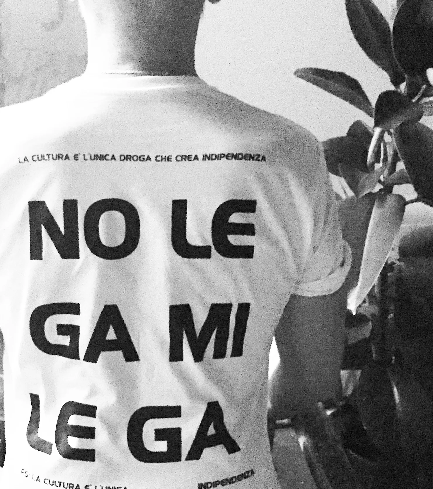  Tee manifesto supporting freedom and unity  against the current political circumstances.  Designed &amp; Printed in Italy.  100% Organic Cotton   