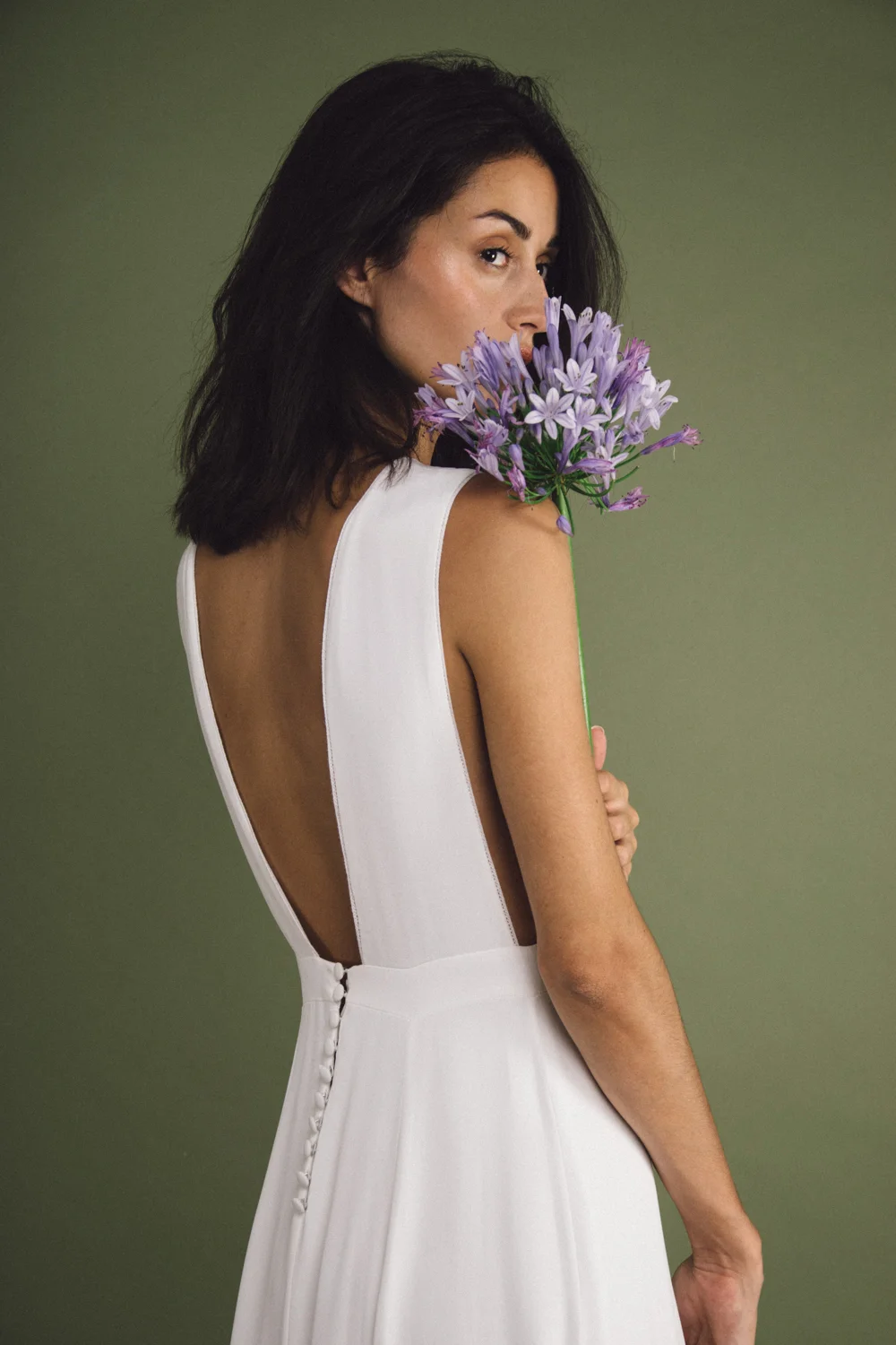 robe blanche dos nus