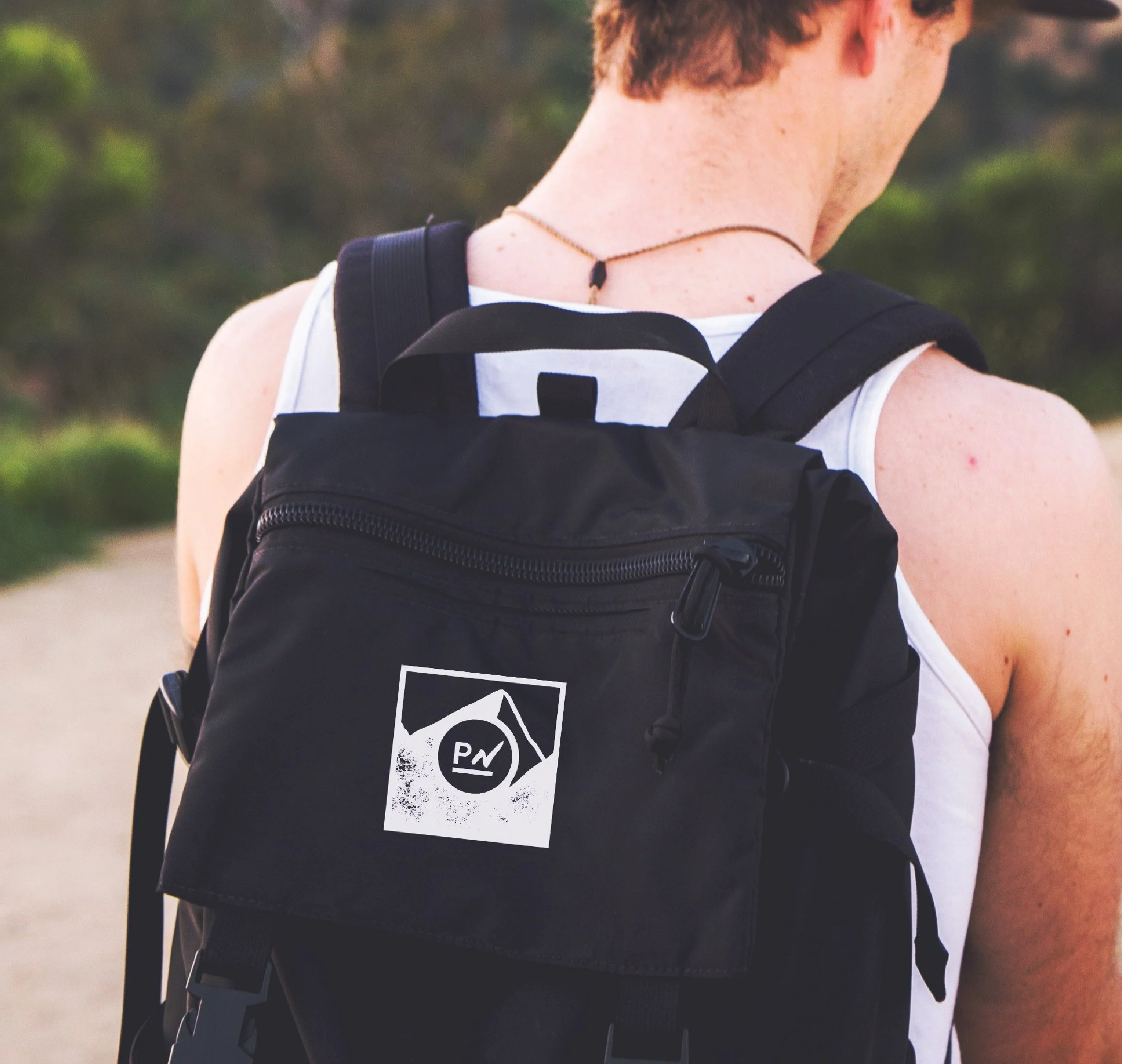 backpack-01.jpg
