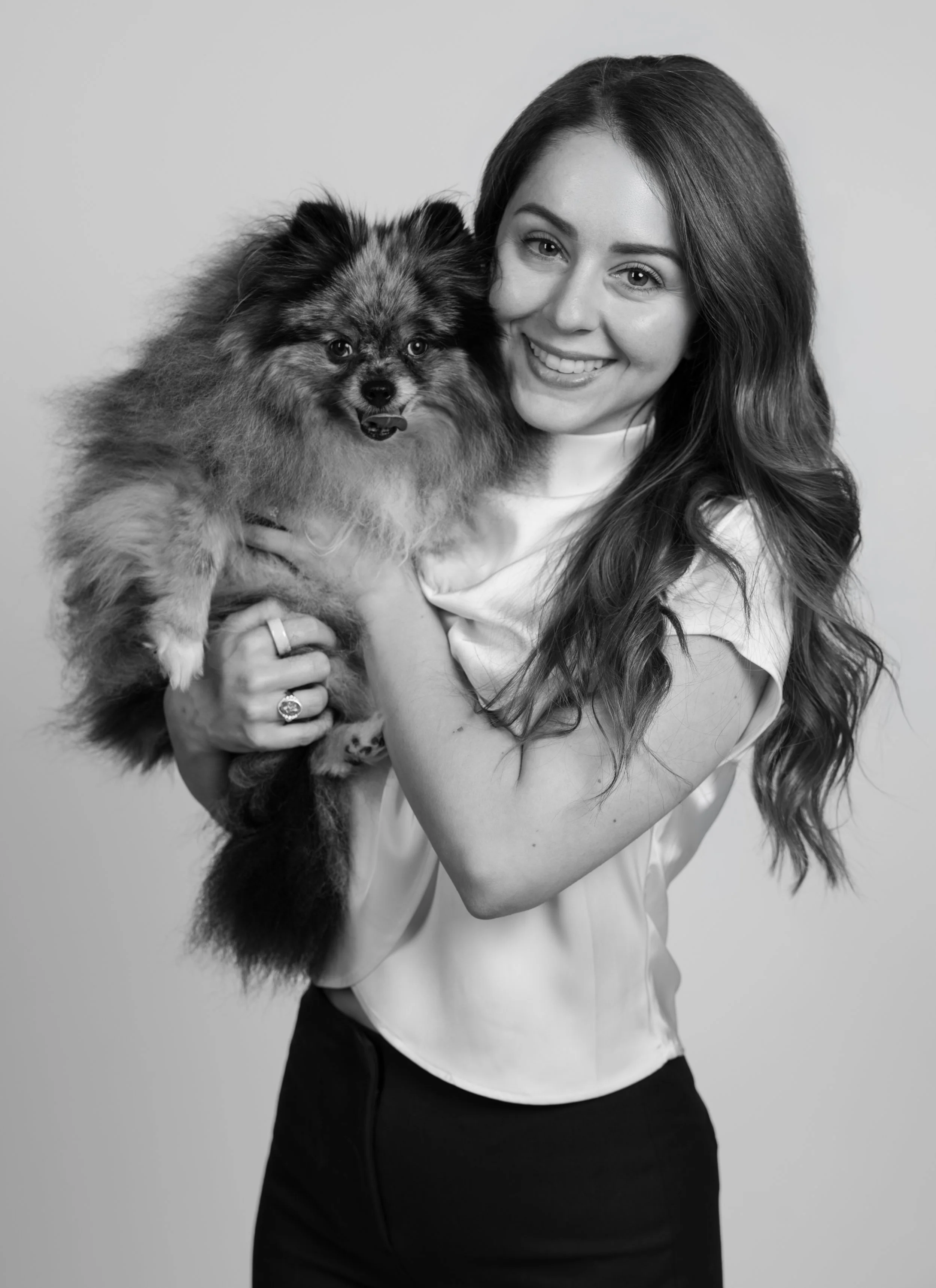 VANESSA "GIRL WITH THE DOGS"