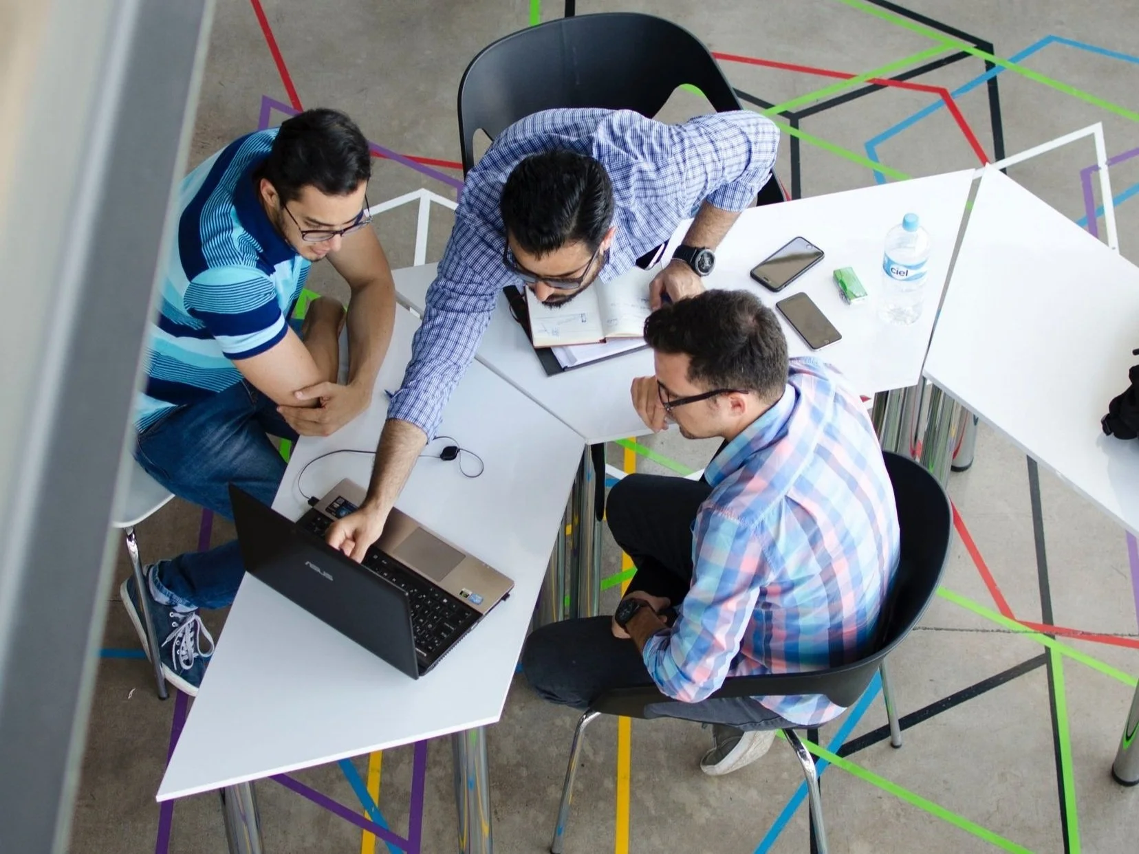 веб-разработчик /дизайнер. курсы по веб разработке. как выбрать онлайн курс. бесплатные курсы разработки. создание онлайн курса.