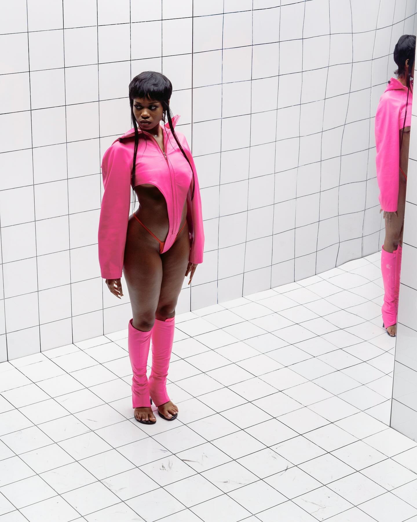Make up by me on DETTO for @mowalola &ldquo;Dirty Pop&rdquo; SS25 show in London 

Lead Make up artist @isamayaffrench using @lashify 
Lead hair @cyndiaharvey 
Nails @brixton_klaws