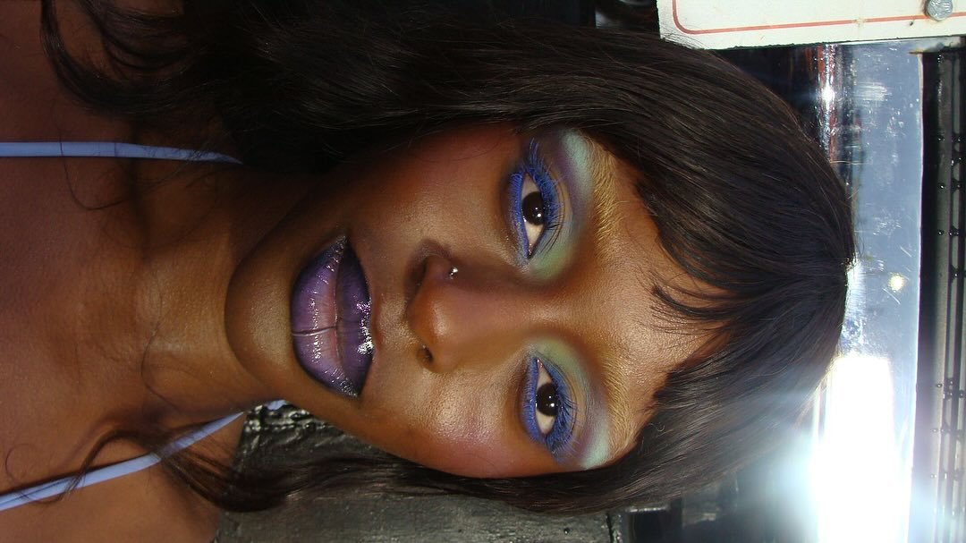 @engas_louder_than_eva 

.

#makeup