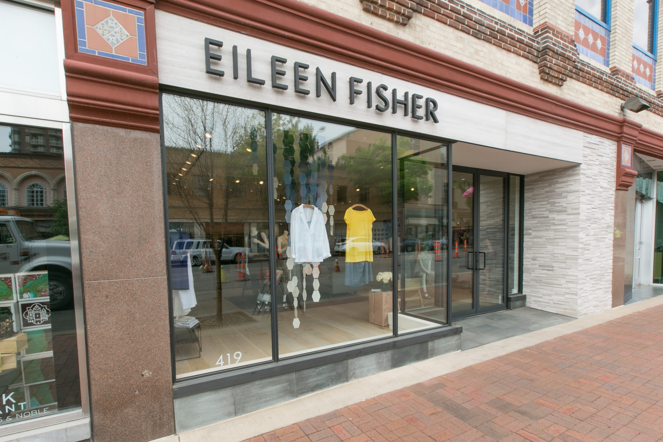 Eileen Fisher retail facade in Kansas City