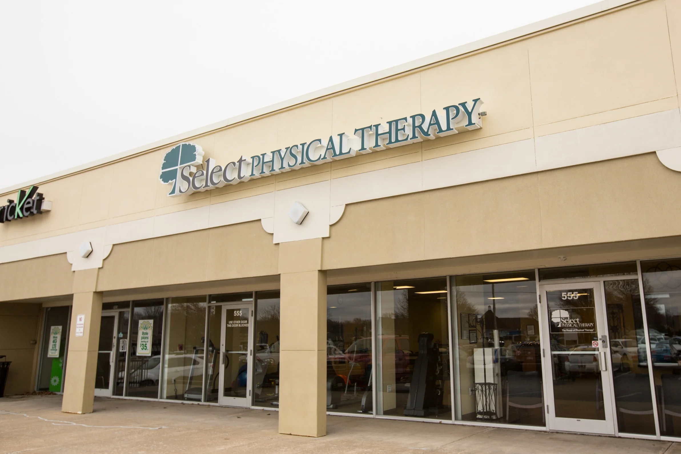 Exterior facade of Select Physical Therapy