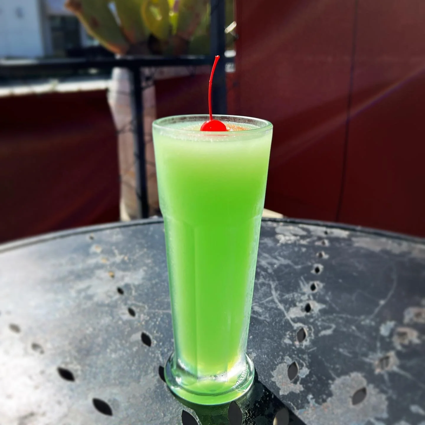 You will be GREEN with envy if you miss this&mdash;don&rsquo;t forget to enjoy our ☘️Lucky☘️ Margarita this Friday for St. Patrick&rsquo;s Day at Guadalajara Grill! 

#hotplatehotplate #guadgrill #stpatricksday #march17 #luckymargarita #greenmargarit