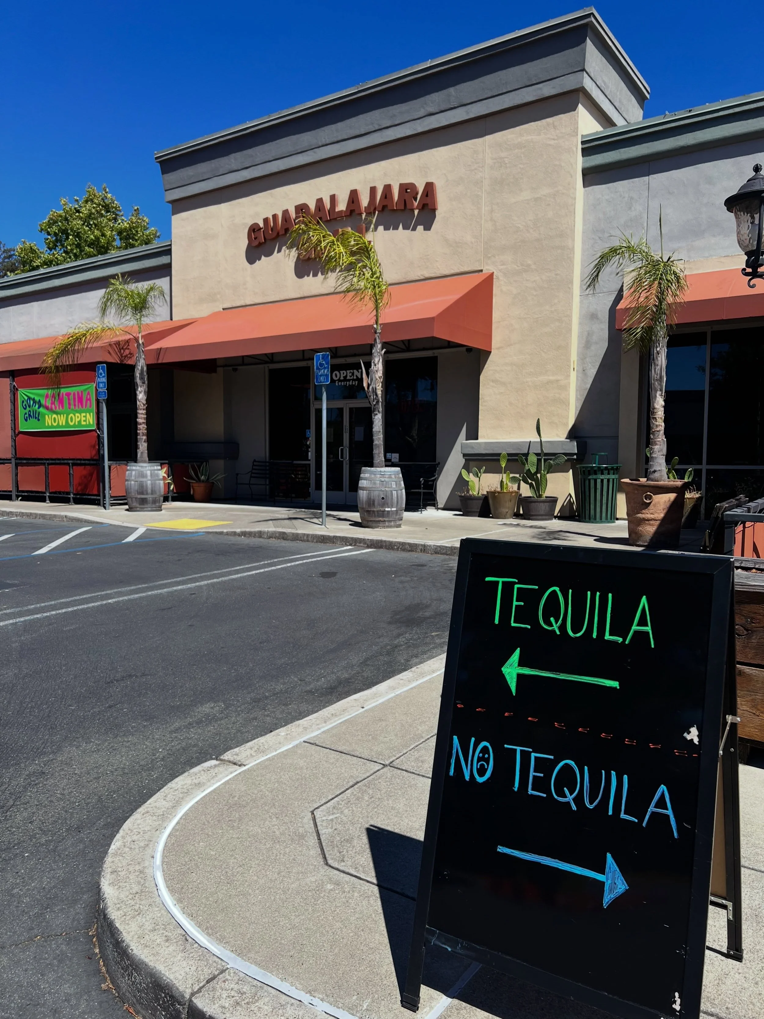 There&rsquo;s always TEQUILA at Guad&rsquo;s!
Join us for National Tequila Day today 🥃

#hotplatehotplate #guadgrillcantina #guadgrill #nationaltequiladay