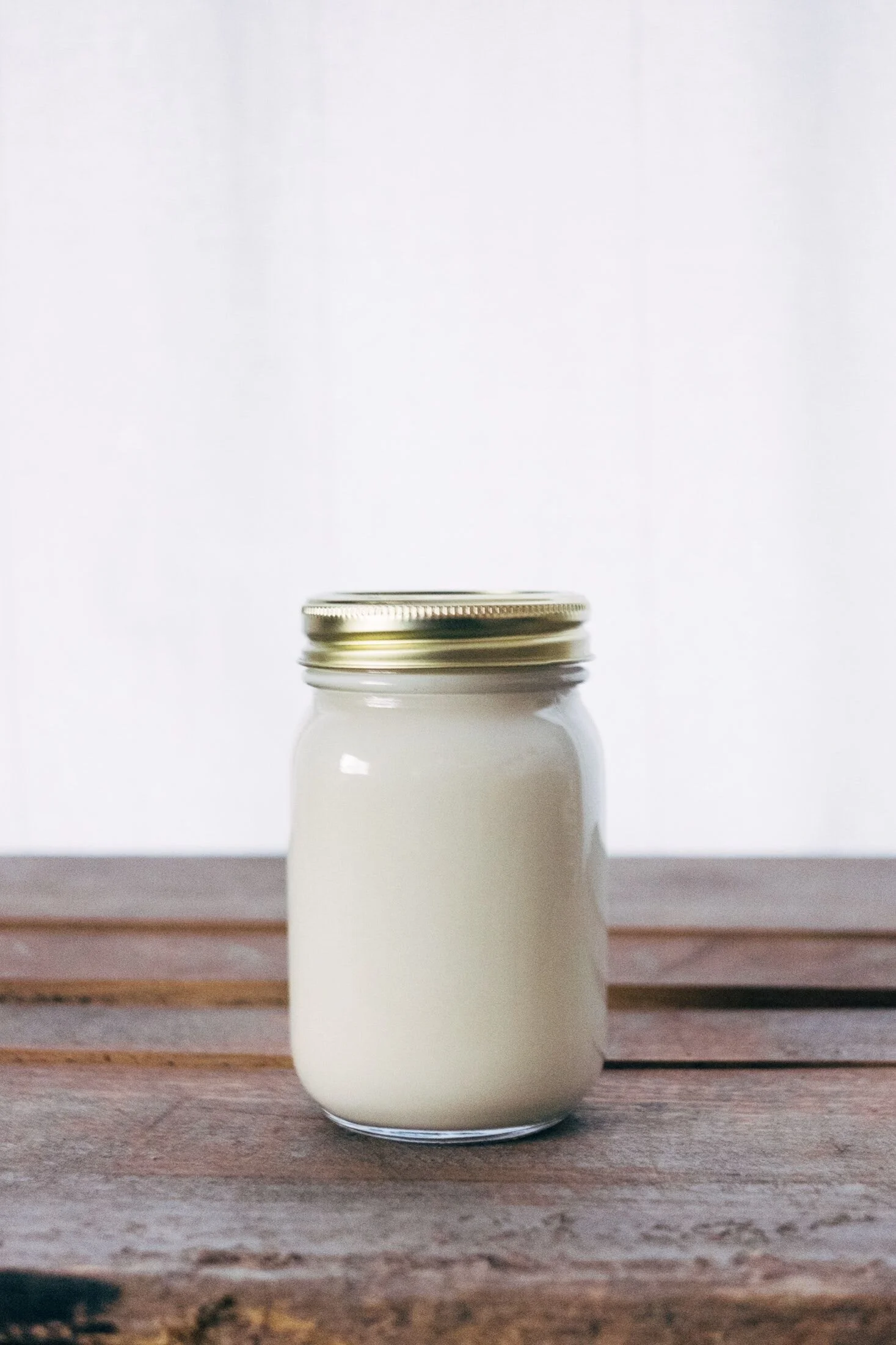 bottle-container-cream-373882.jpg