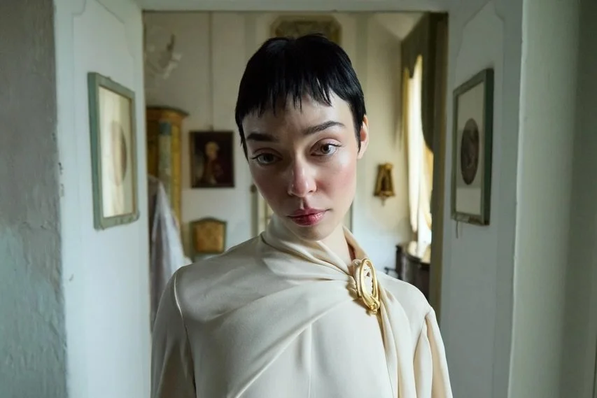 ALEXIS @alexisinjeans in Milan for @independent_intl magazine 

Thank you to the whole team -
Editor in Chief - @alessiacaliendo
Photographer - @giovannicioli
Makeup and Hair Styling - @caterinaficomua 
Alessia Caliendo&rsquo;s Assistant- @alessiasuc