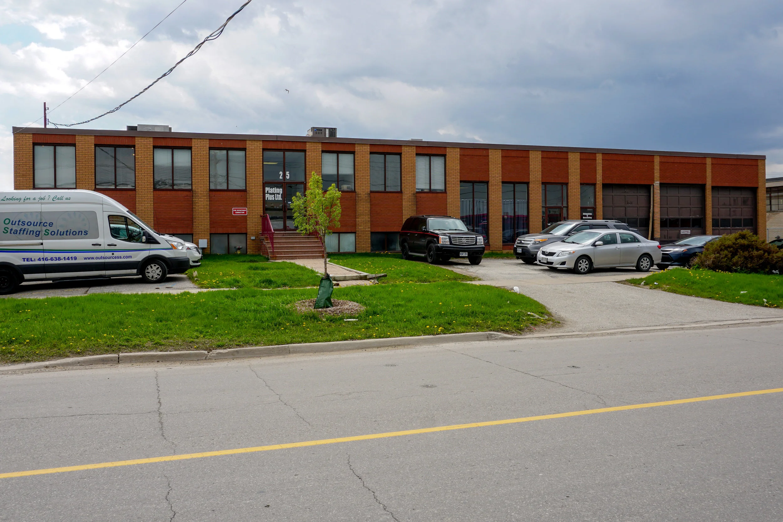 toronto-commercial-space-for-rent-25-racine-road.jpg