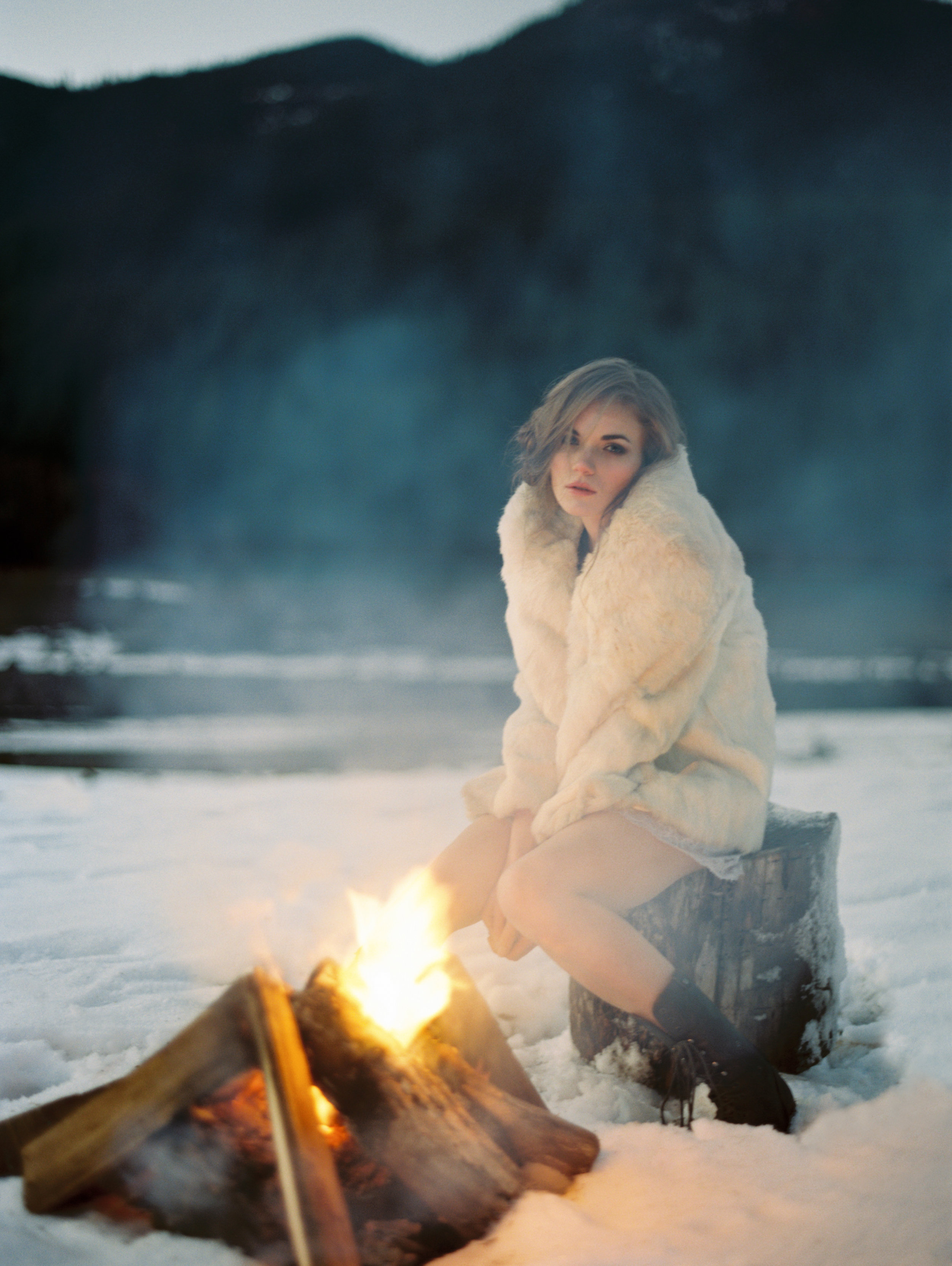 fire-and-fur-erich-mcvey-photography-oregon-9-unearthing.tc.jpg