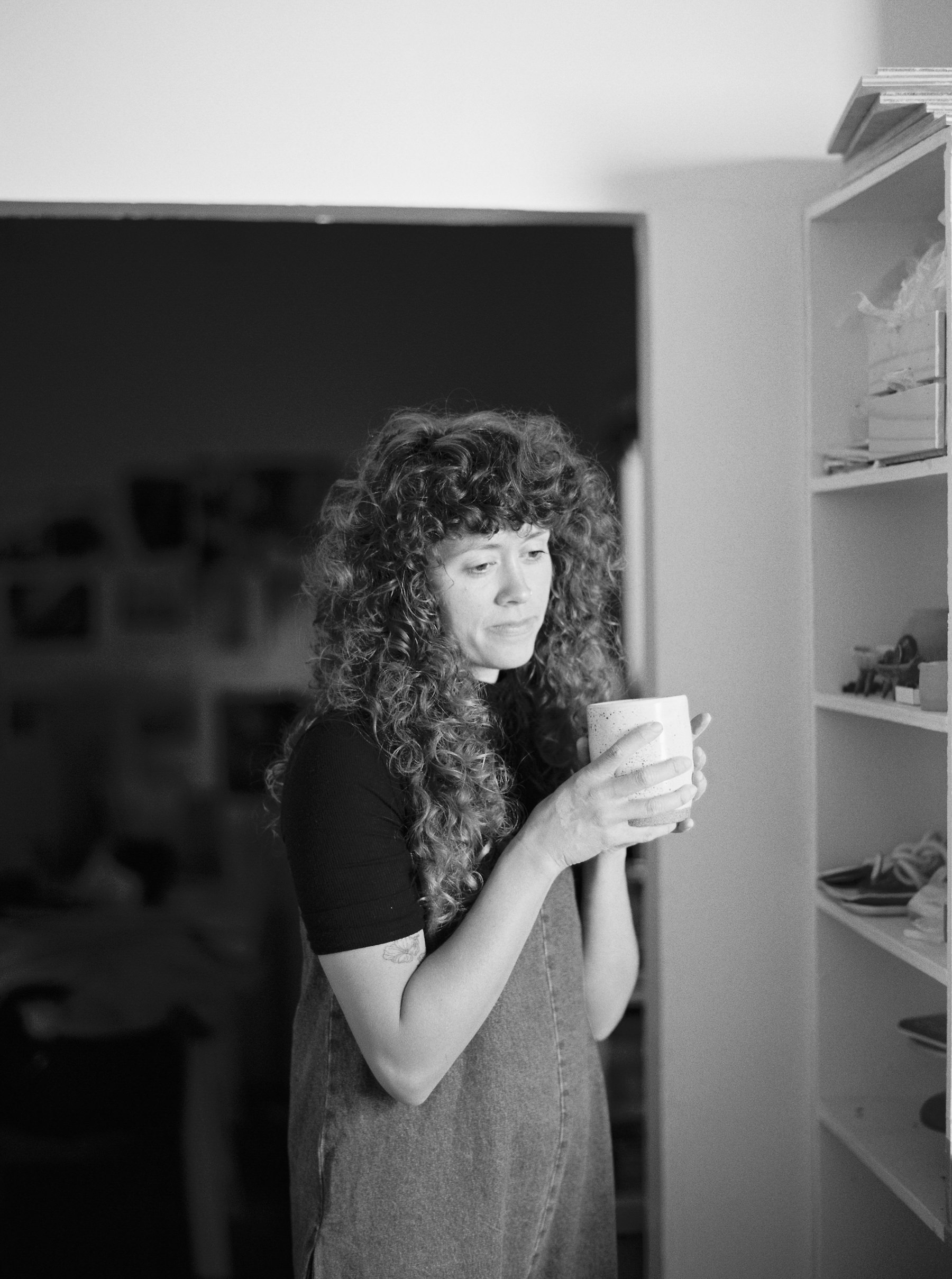 artistprofile-katherinemoes-pottery-annapeters-annapetersphoto-unearthing.tc-21.jpg