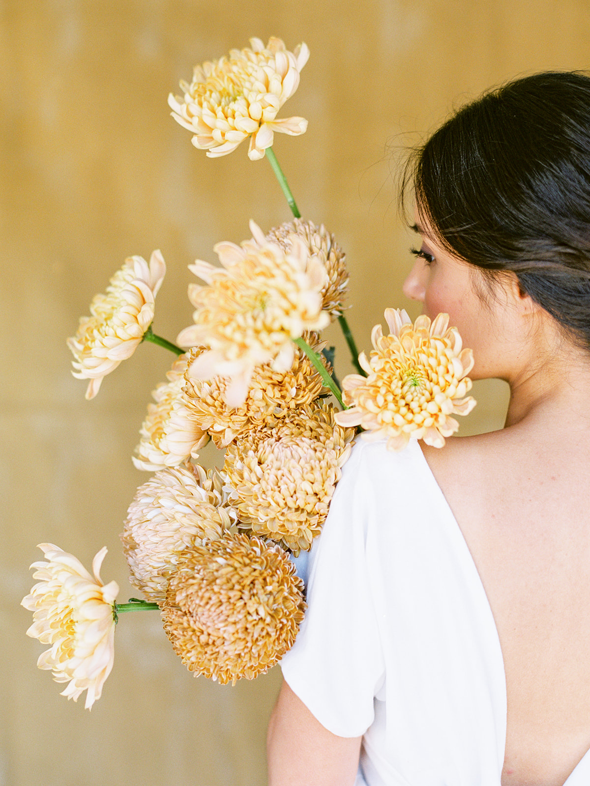 sandra-chau-stylist-fine-art-editorial-shoot-wedding-inspiration-yellowflowers-unearthingtc-1.jpg