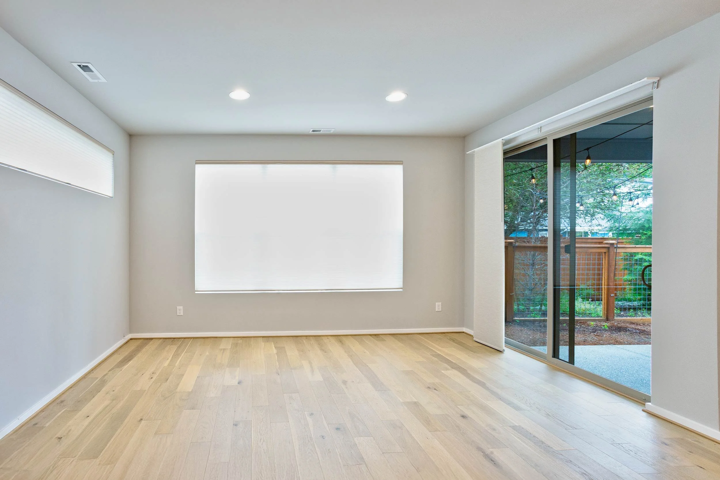 Dining Room & Patio Entry