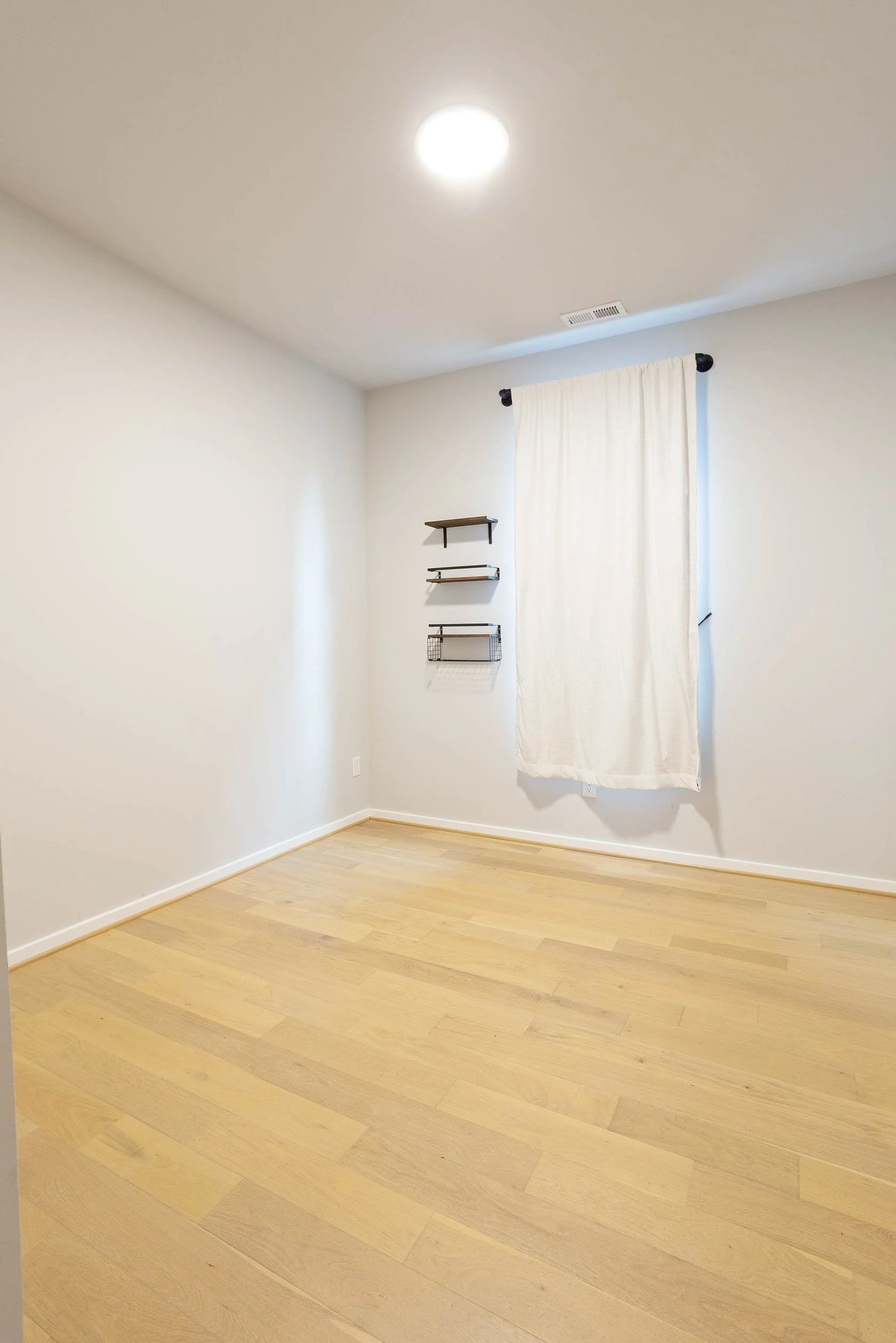 Main Floor Guest Room
