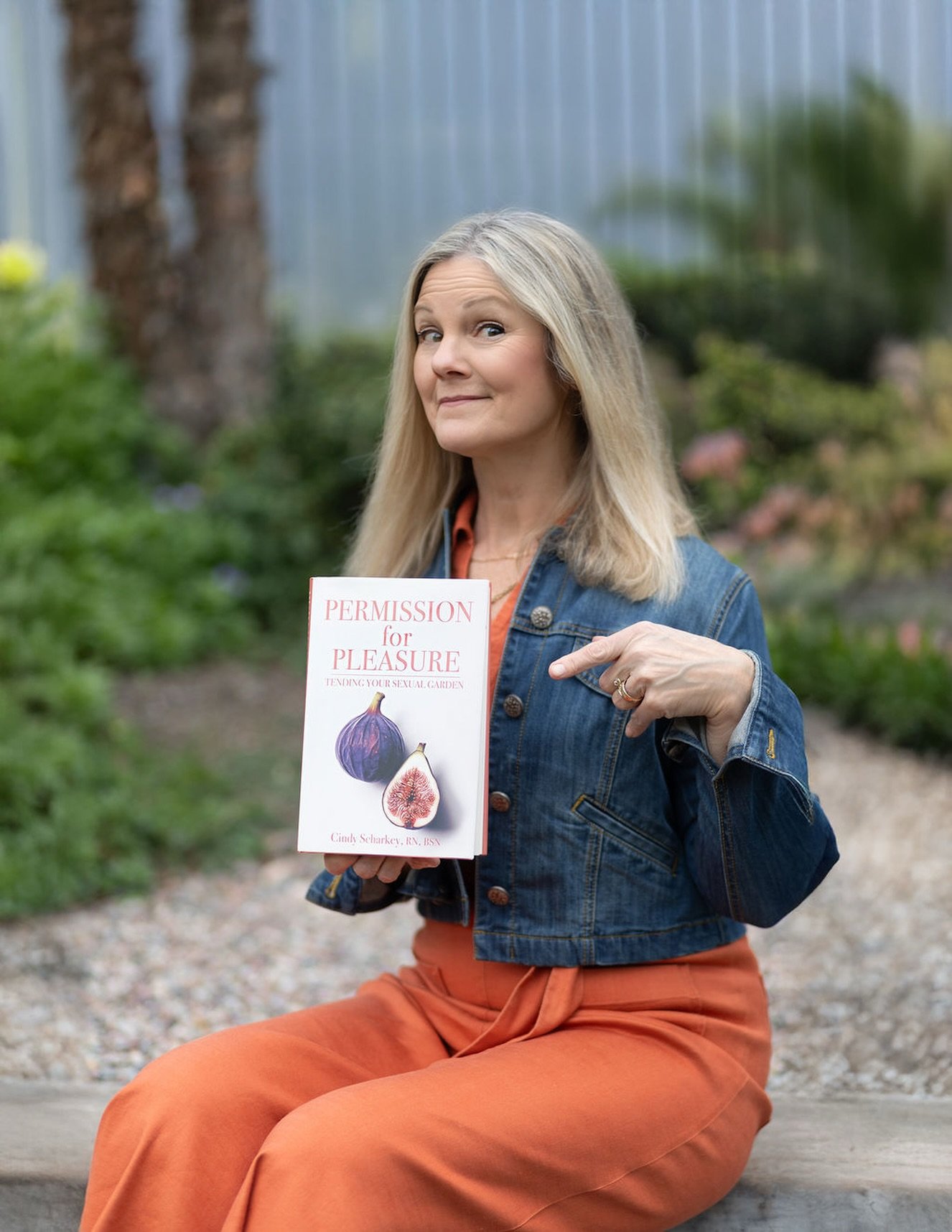 If you&rsquo;re a parent with daughters wondering how you are going to teach them healthy sęx ed when you didn&rsquo;t get much yourself&hellip;my book is for you!

Link in stories or in bio 🔗 
I&rsquo;ll meet you in the pages 📖 

📷 @naturalblissp