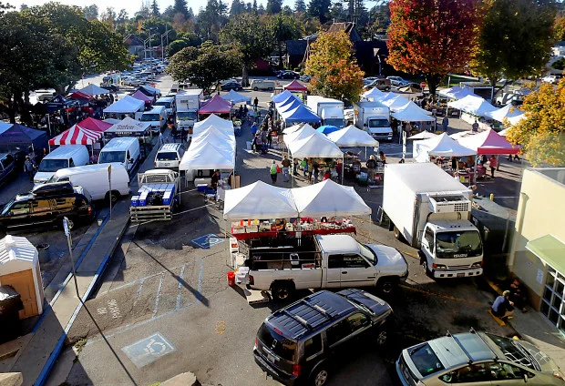 Downtown Santa Cruz Farmers Market.jpg