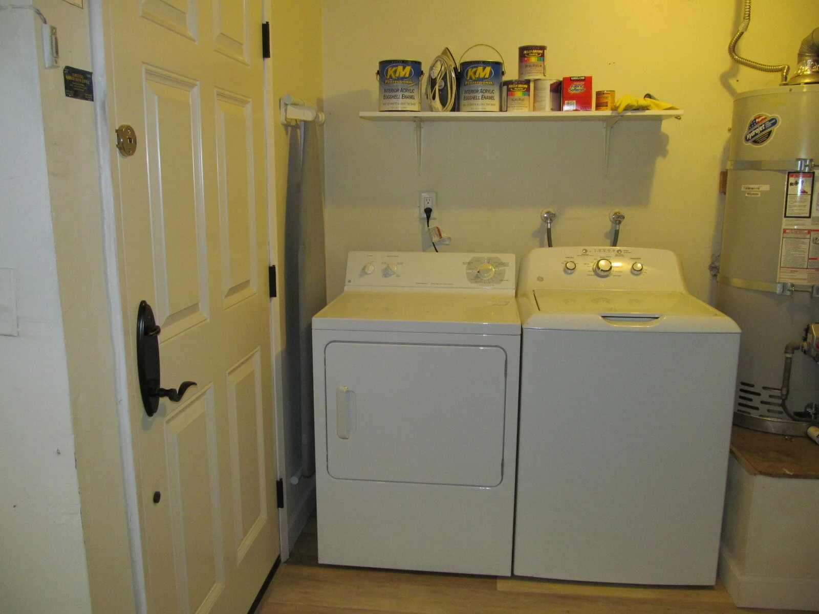 Laundry.JPG