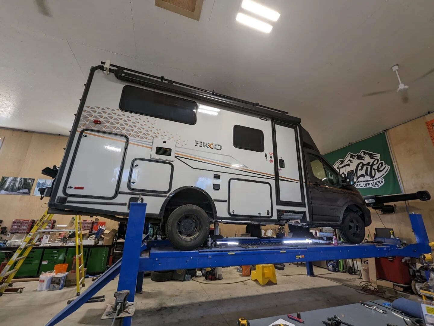 Suspension upgrades! The Winnebago Ekko got a lift kit and suspension upgrade. The Ford F350 got a suspension upgrade so that the camper sags the rear 2&quot; instead of 4&quot;. 
.
.
We have so many exciting projects underway. With snow season appro