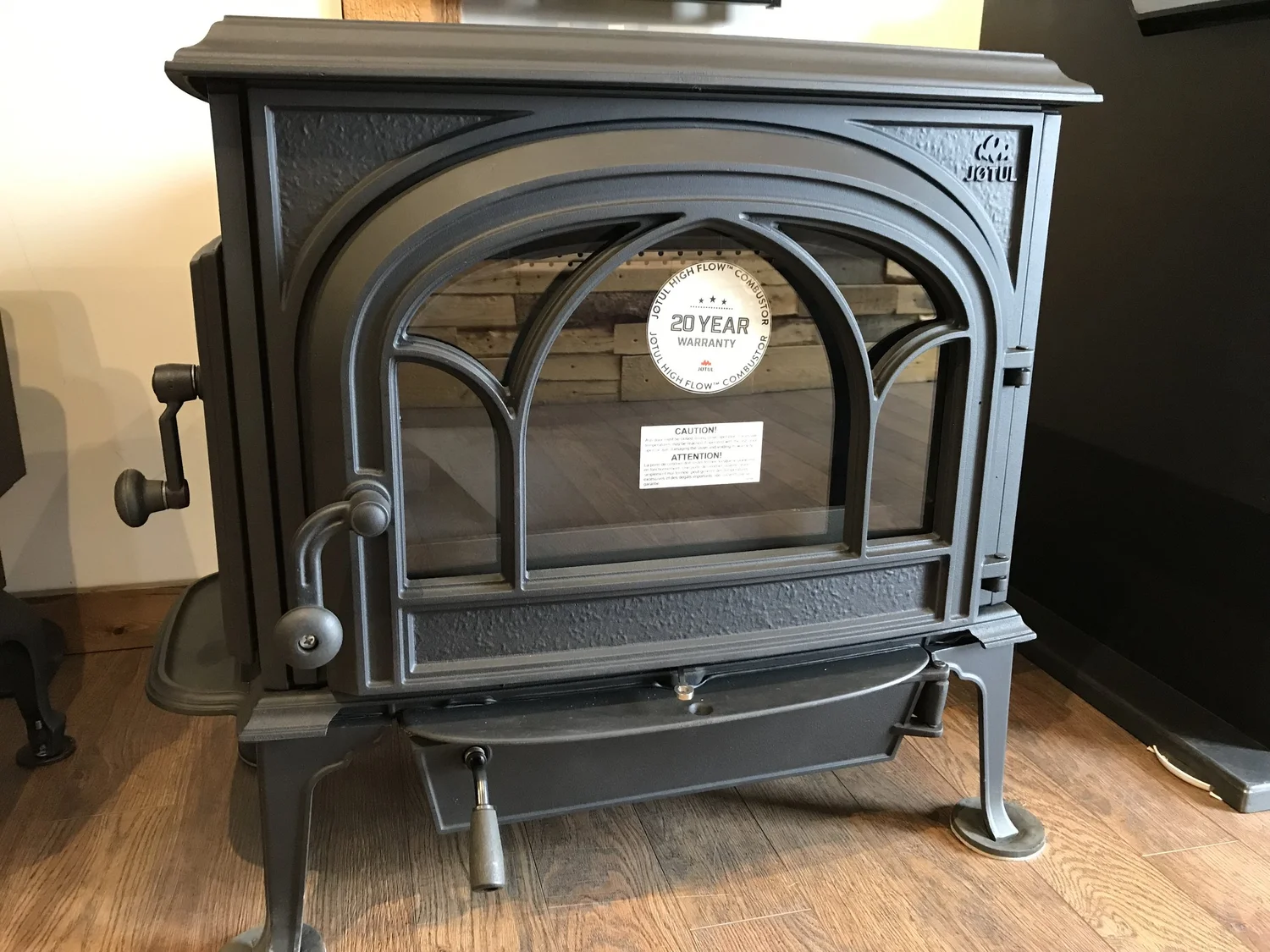 Jøtul F500 V3 Oslo — Wood Stove