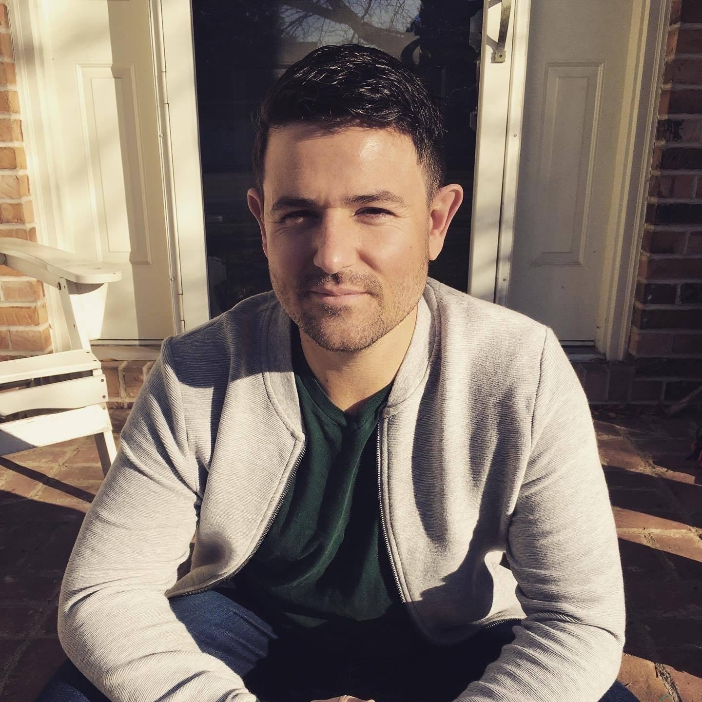 STEPHEN THOMAS