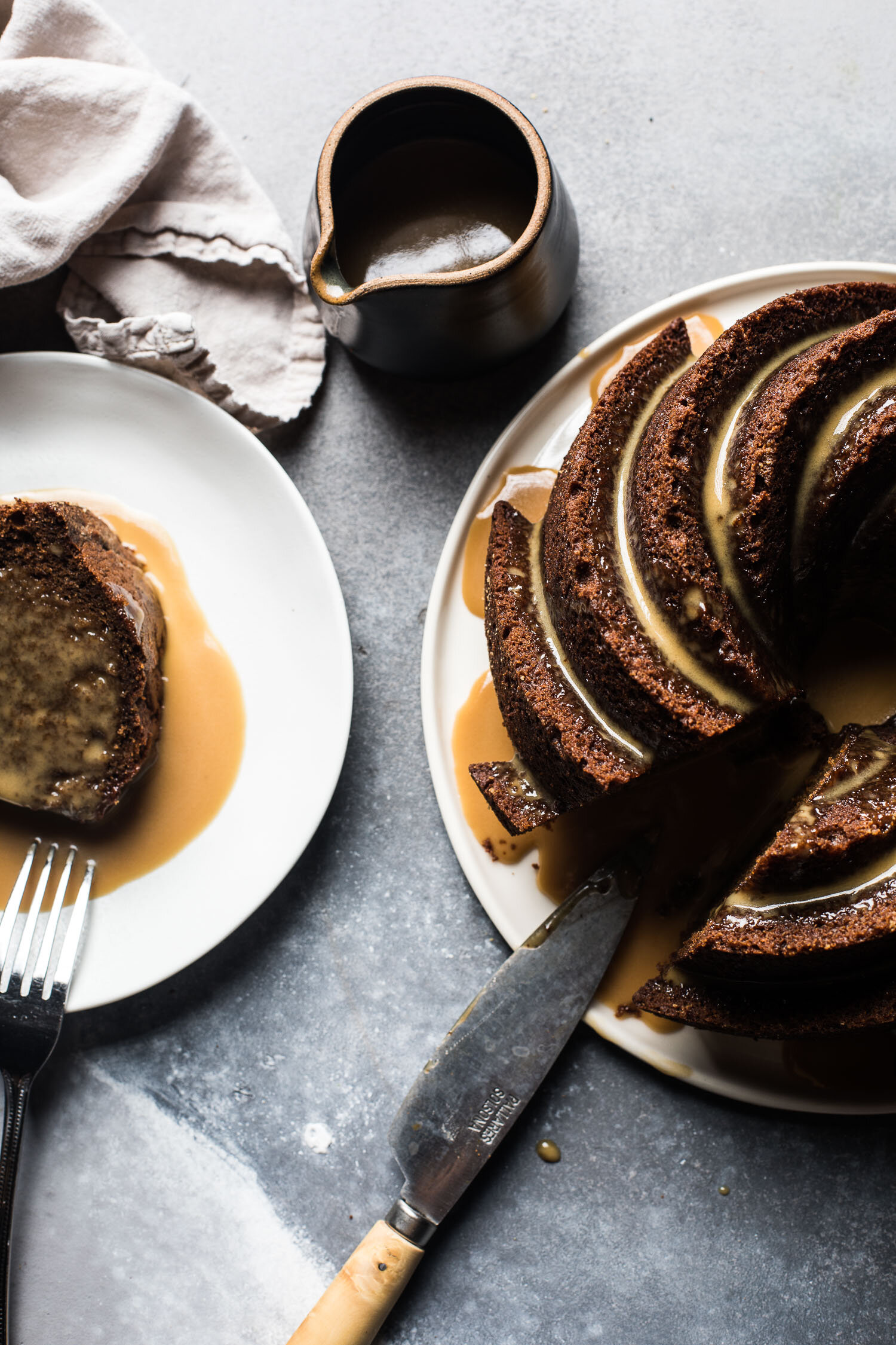 Caramel Gingerbread Man Cake – Tala Cooking