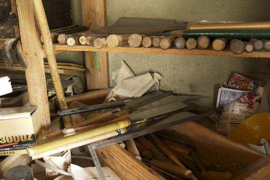 Murakami's Japanese handsaws and chisels.