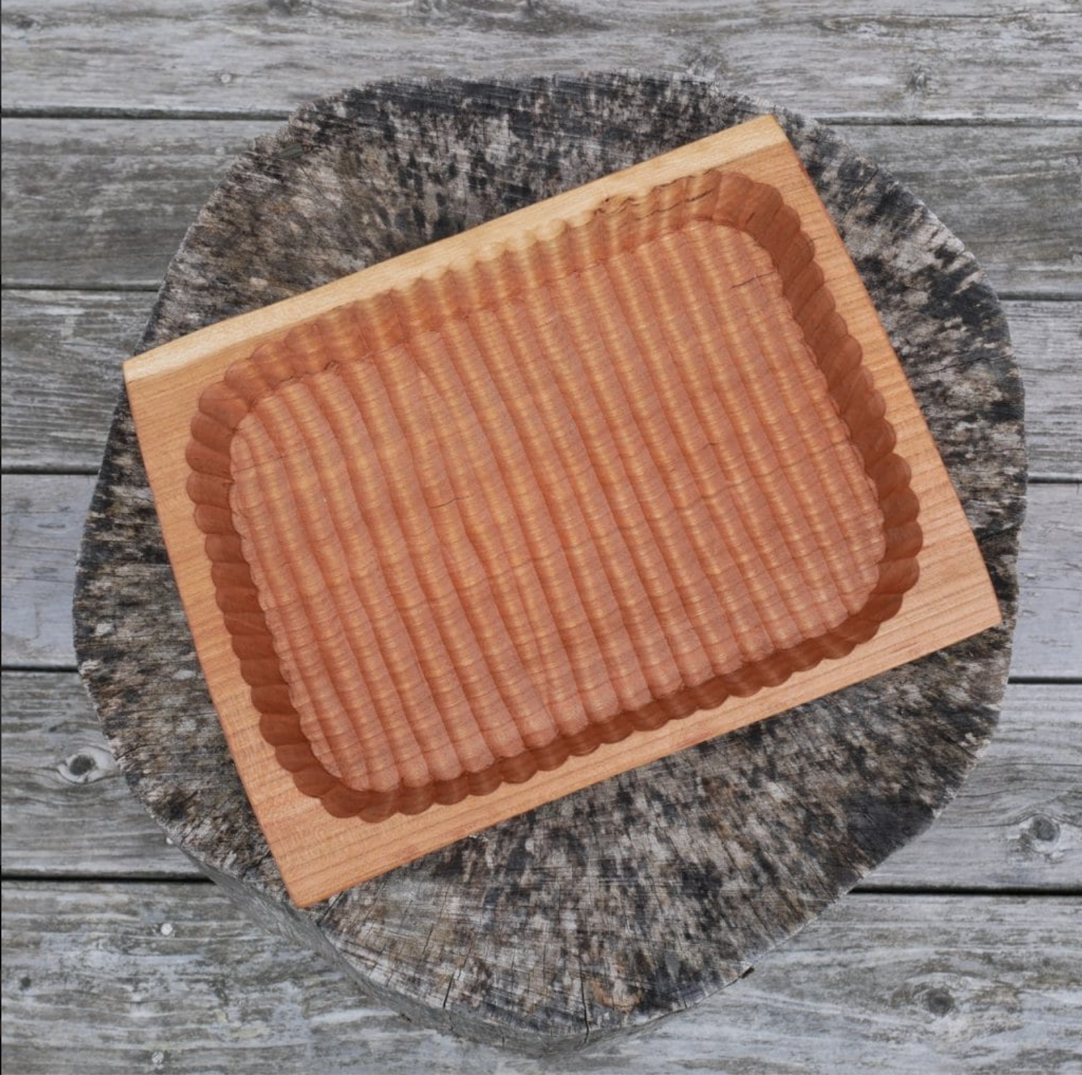 Japanese Green Woodworking: How to Carve a Wagata Tray 