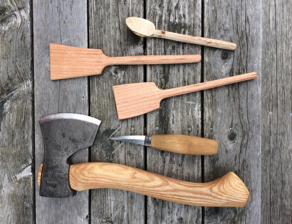 Spoon Carving with Knife &amp; Axe