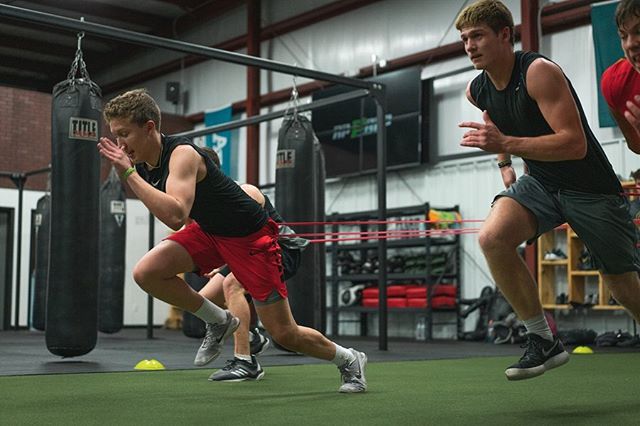 Hello, community! Today’s small business review comes from Katie Exline, as she shares about her experience with @apPrep, a gym in Chillicothe, Ohio!
–
During my freshman year of high school, I decided that I wanted to play soccer in college and become the best athlete I could be. At the time, a man named @jasoneprater was training committed athletes who were driven to strive for success in their respective sports, and I quickly joined the group. Now, nearly seven years later, this training program has grown into one of the brightest businesses in Appalachia, apPrep. apPrep is more than preparing athletes for competition; it’s about promoting healthy lifestyles, fostering a positive and driven mindset, and providing an inspired and energized community to pursue personal excellence. I am so grateful to be a part of the apPrep family, and I encourage you to explore how this phenomenal business can help you to achieve your goals, too.