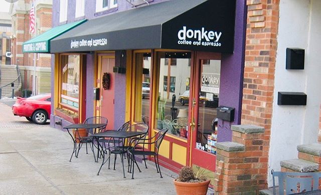 Hi y’all! Today we are introducing you to one of Cole’s favorite businesses in the region, Donkey Coffee☕️
-
“Donkey is the quintessential college coffee shop and a local legend among small businesses. They offer great coffee and cafe options and a chill, laid back atmosphere that is perfect for studying, hanging out with friends, and relaxing with a good book. It’s hard to not stay for a few hours once you step foot in this place! It is a perfect representation of the Athens community and a huge supporter of the university community, right in the heart of town.”
-
Located in Athens, Ohio