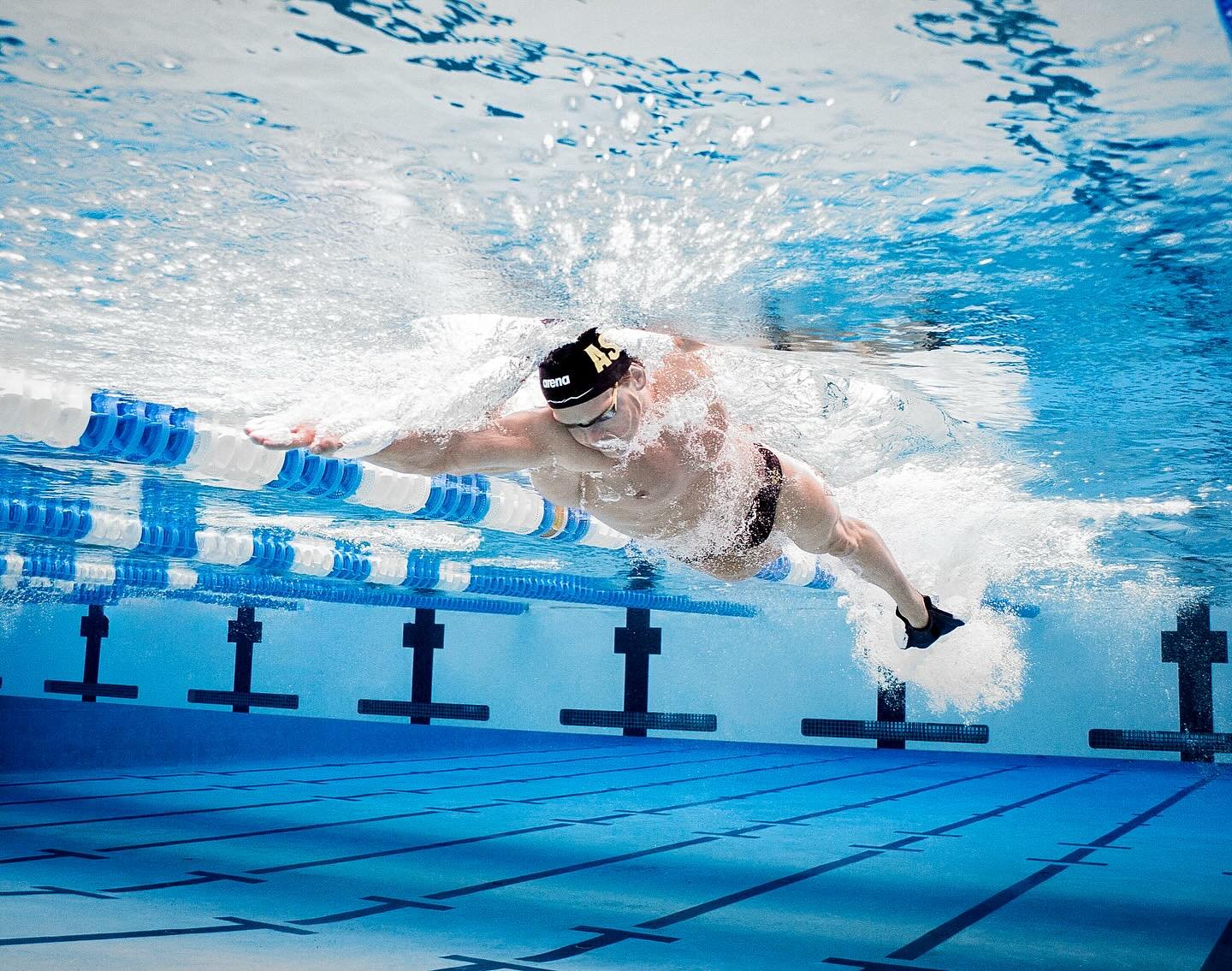 All that power. @jonny_kulow | @arenausa