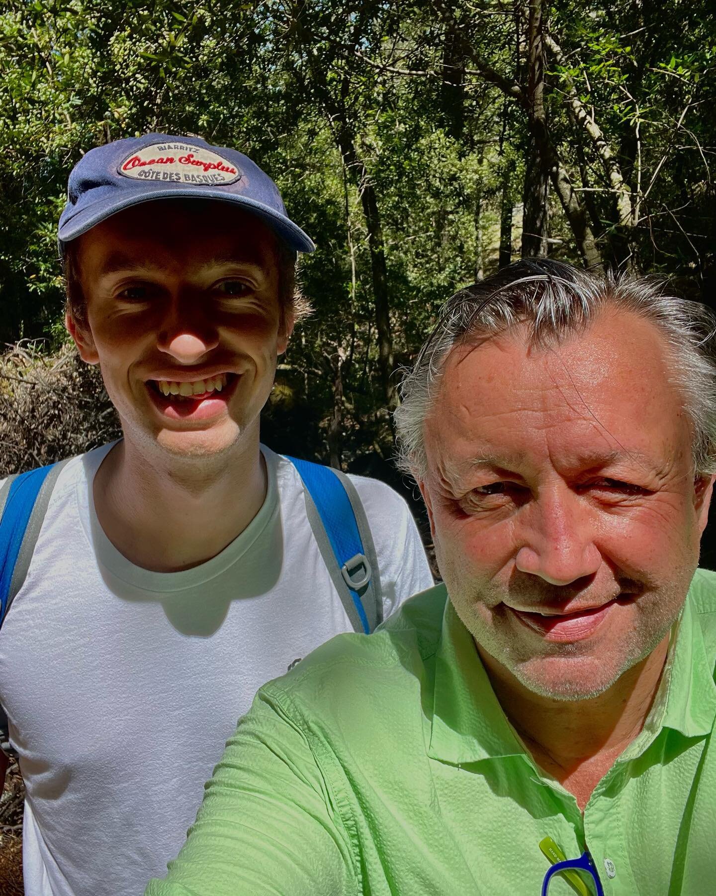 Allays happy to have @nikolas.mnrq with us at home 
Hike tradition  @mt.tamalpais in our backyard 🤩🤩🤩

#familytime 
#hikelovers 
#marincountylife 
#california 
#fatherson