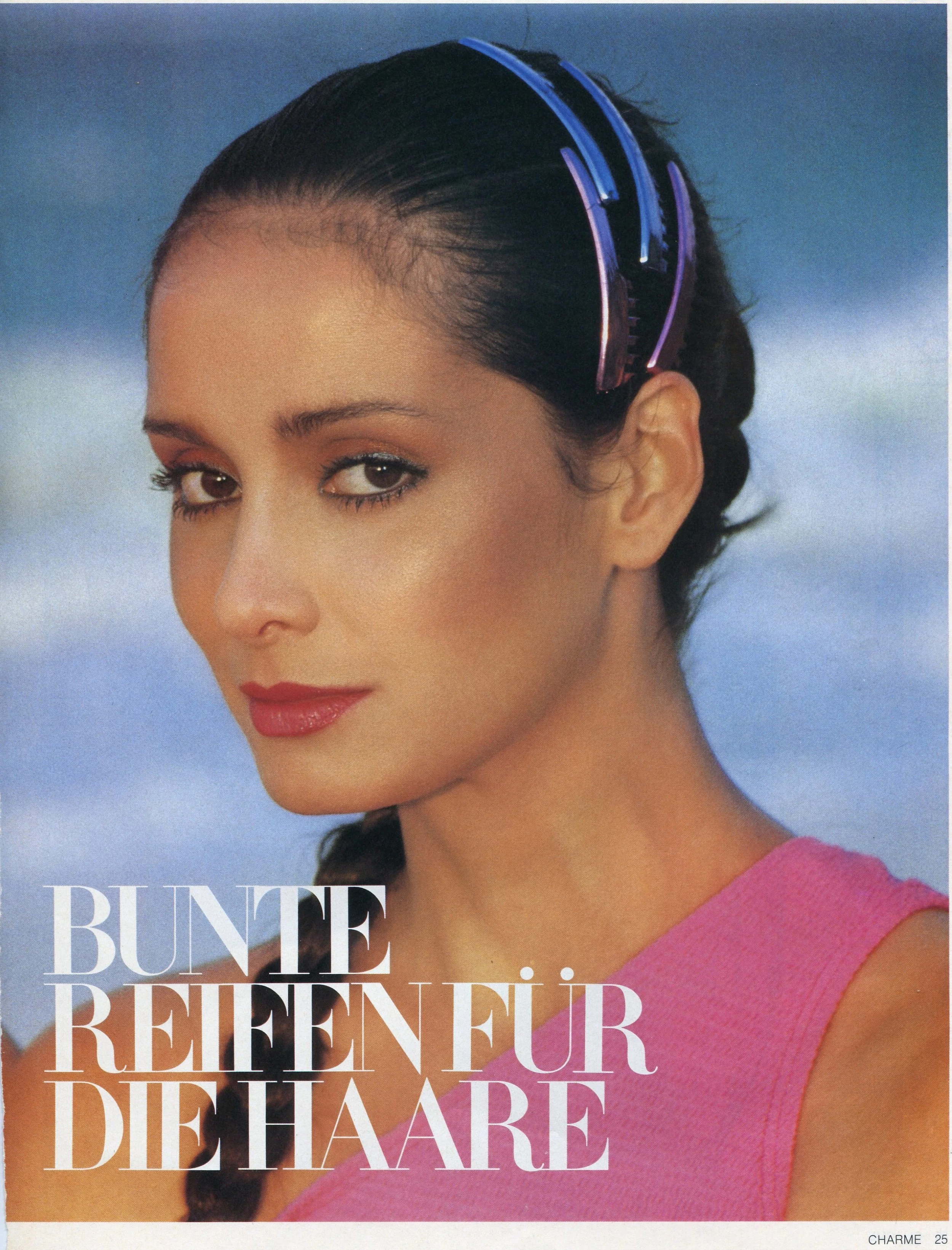 img122_ Charme Magazine__.jpg