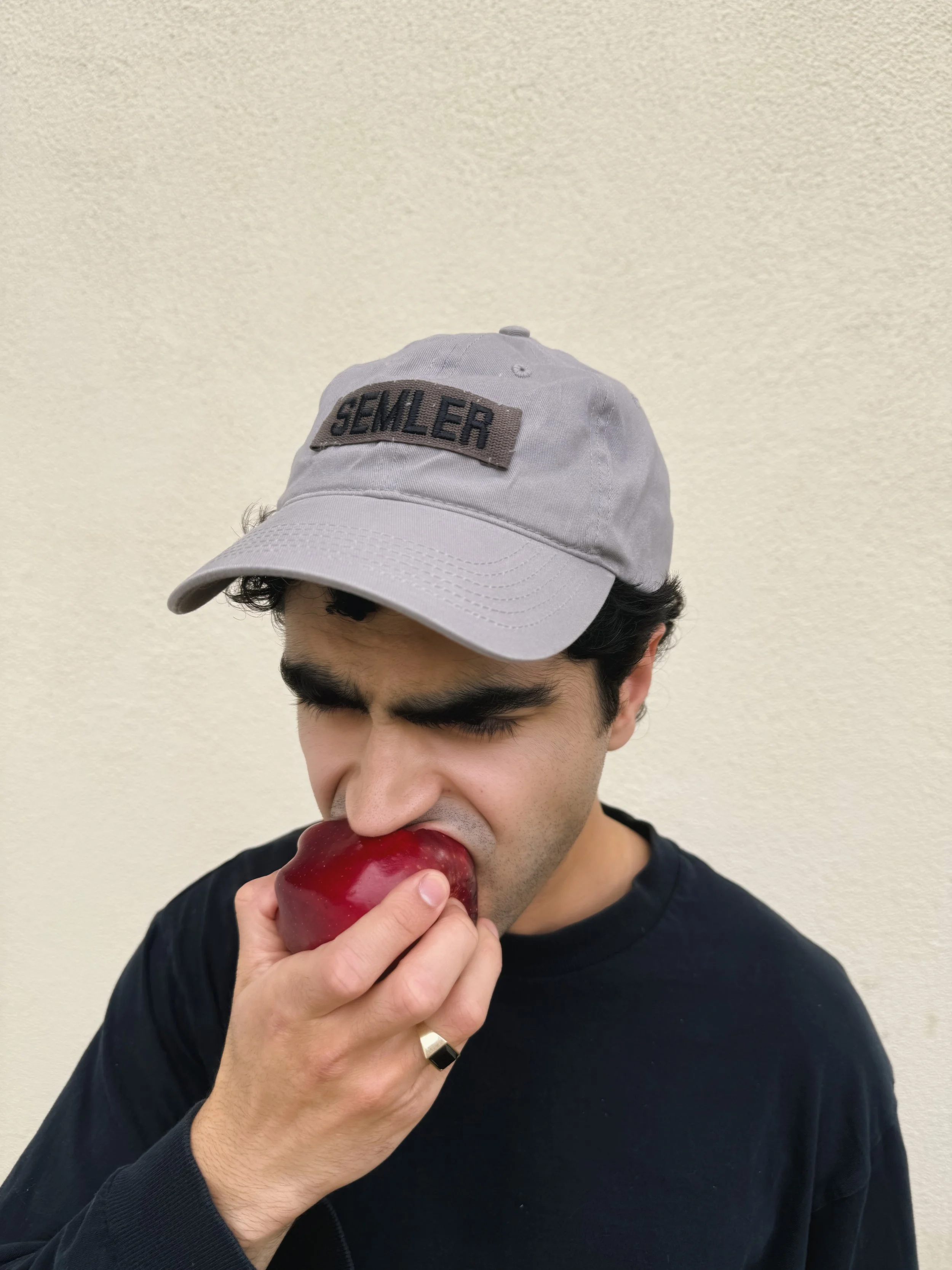 Facetune_05-05-2026-15-57-56.jpg