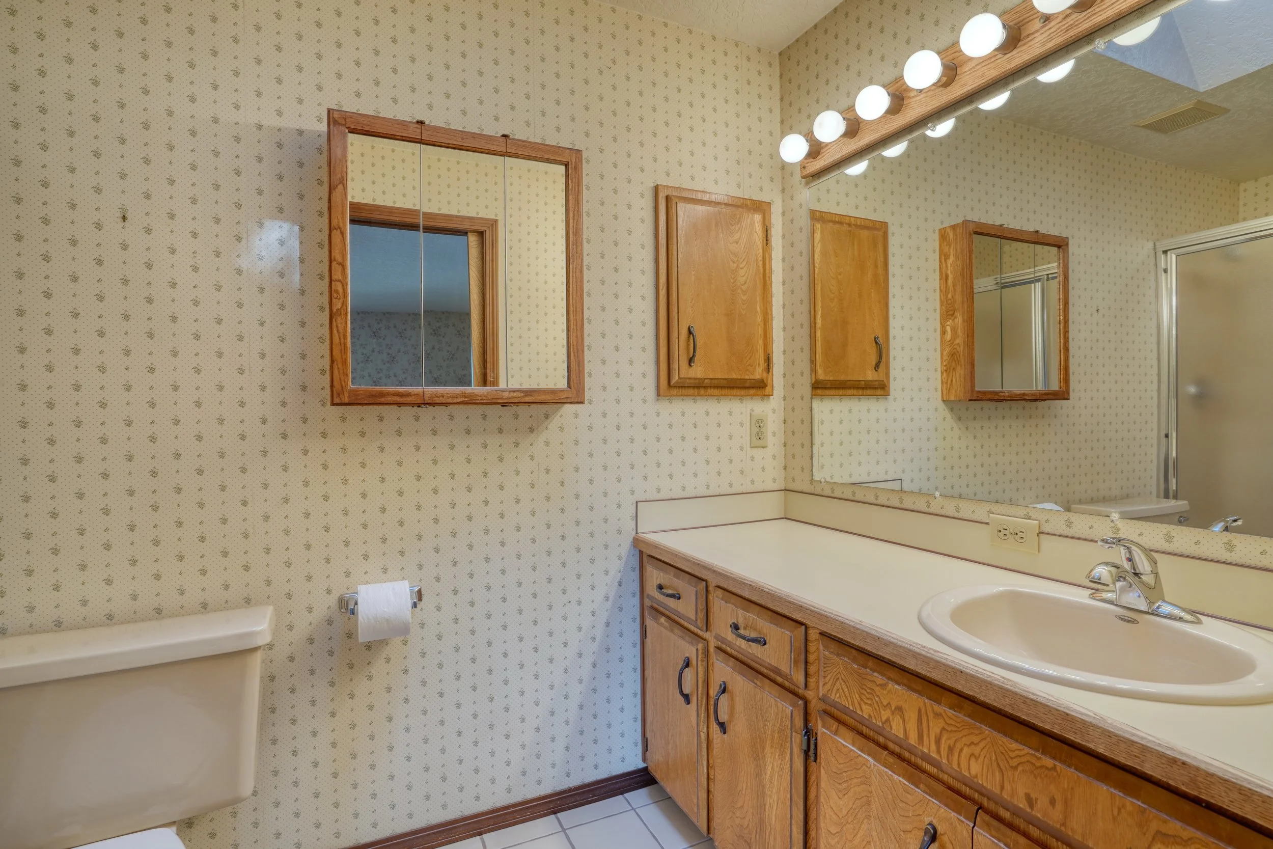 Master Bathroom.jpeg