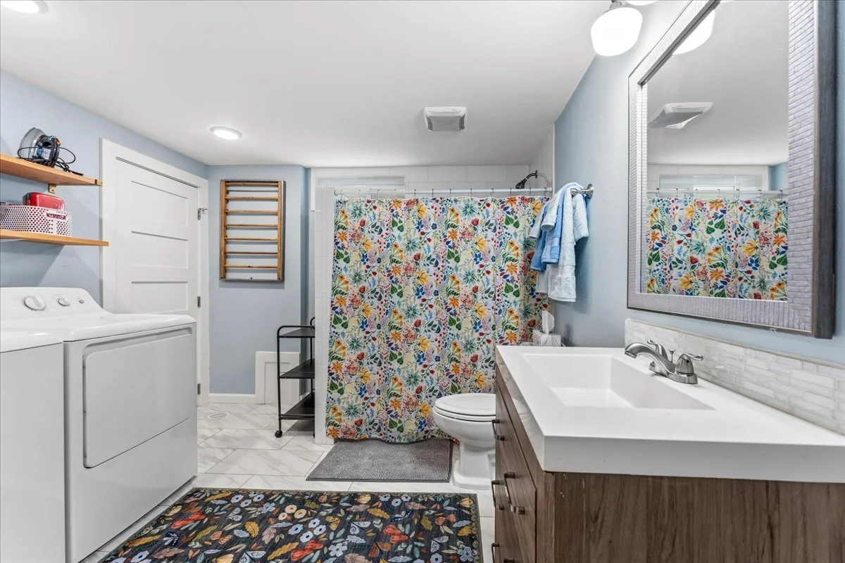 19-1830 N Kilpatrick St Unit B-133.jpg