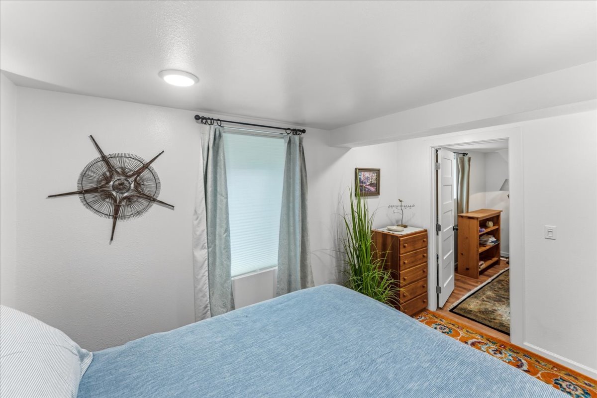 22-1830 N Kilpatrick St Unit B-124.jpg