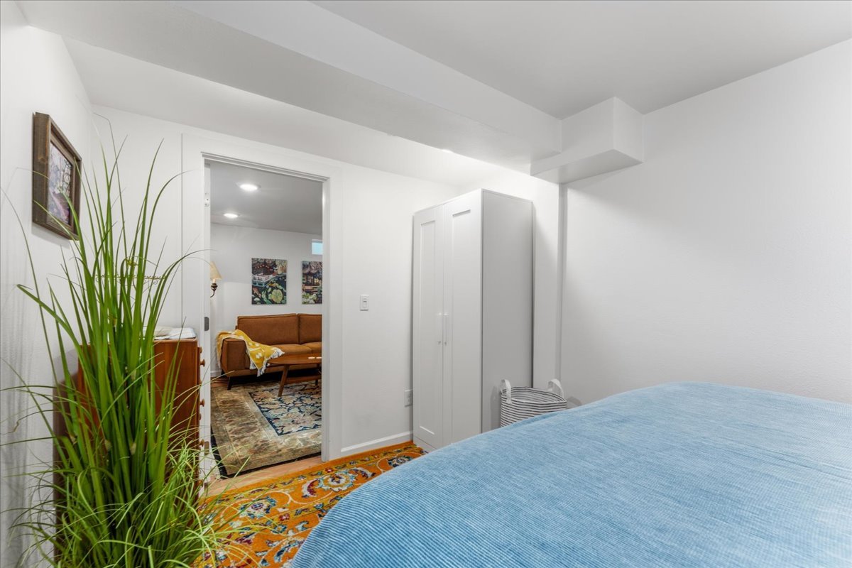 23-1830 N Kilpatrick St Unit B-123.jpg