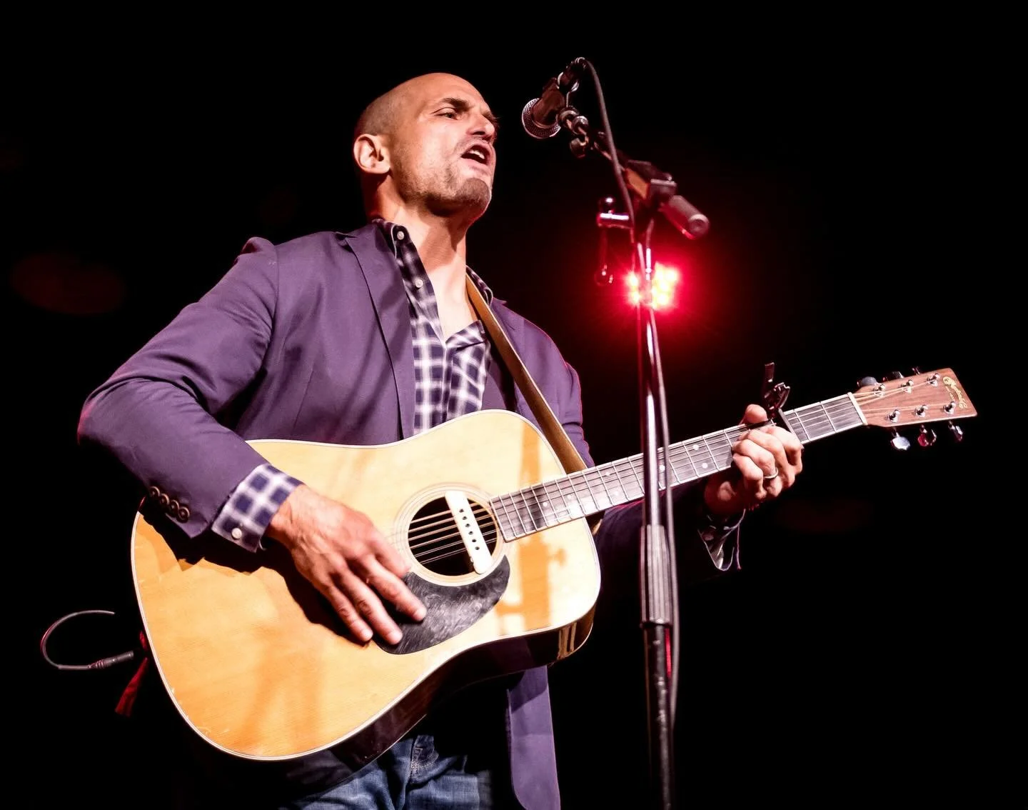 We have a super intimate concert planned this Thursday here at Rocklands. Join us April 23rd when Dave Ries of the band Kentucky Avenue plays in our old stone house. Doors at 6:30 and show at 7pm. More info via the link in our bio.