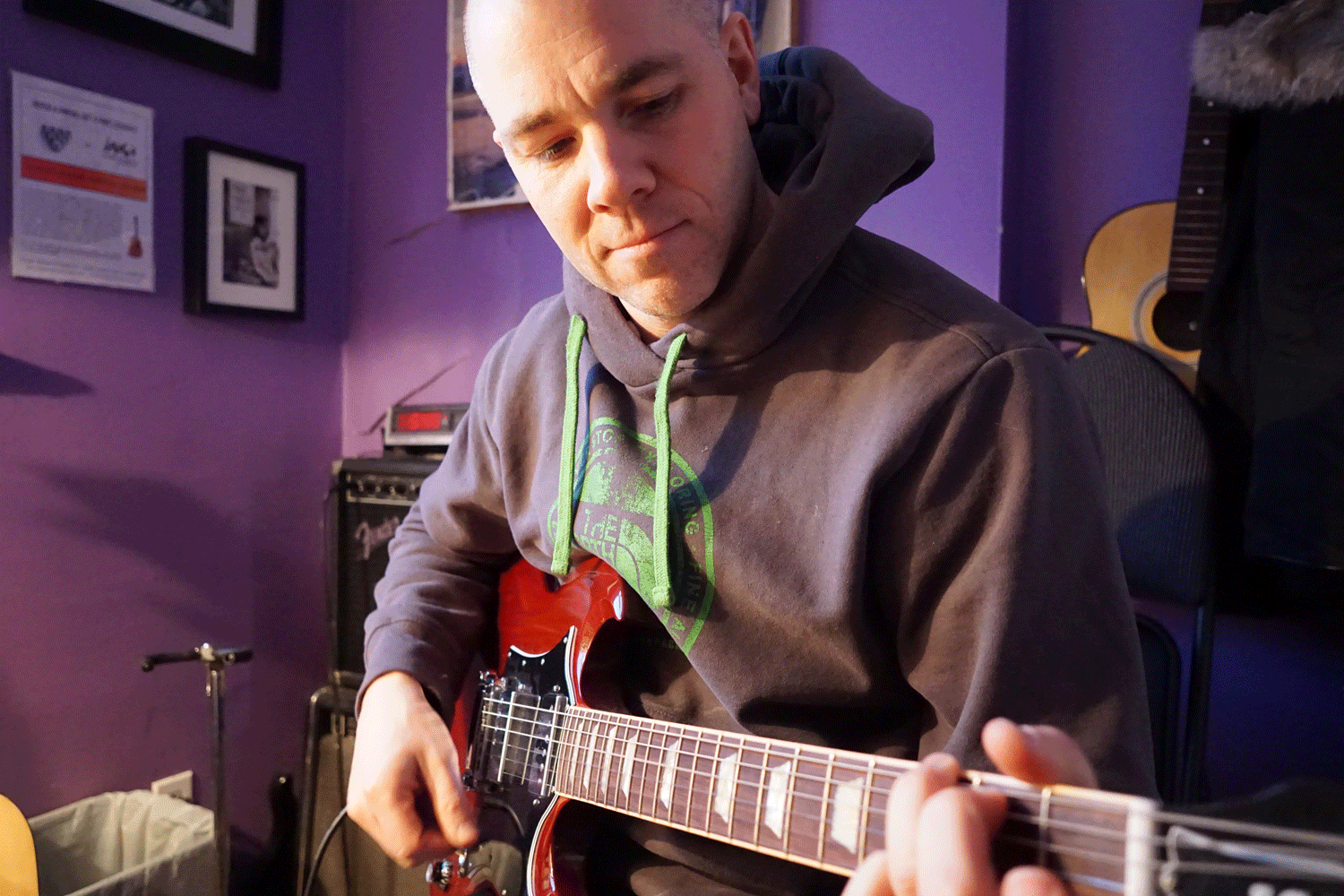 kevin-guitar.png