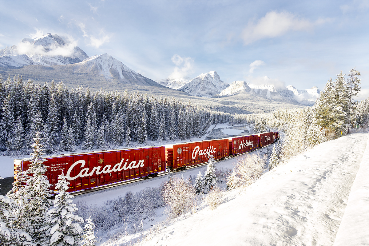 Karl_Lee_ThePolarExpress.jpg