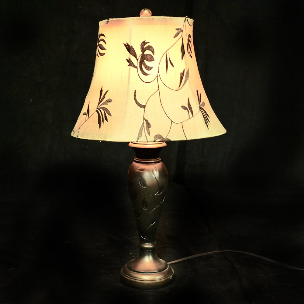 Leaf Lamp (2).jpg