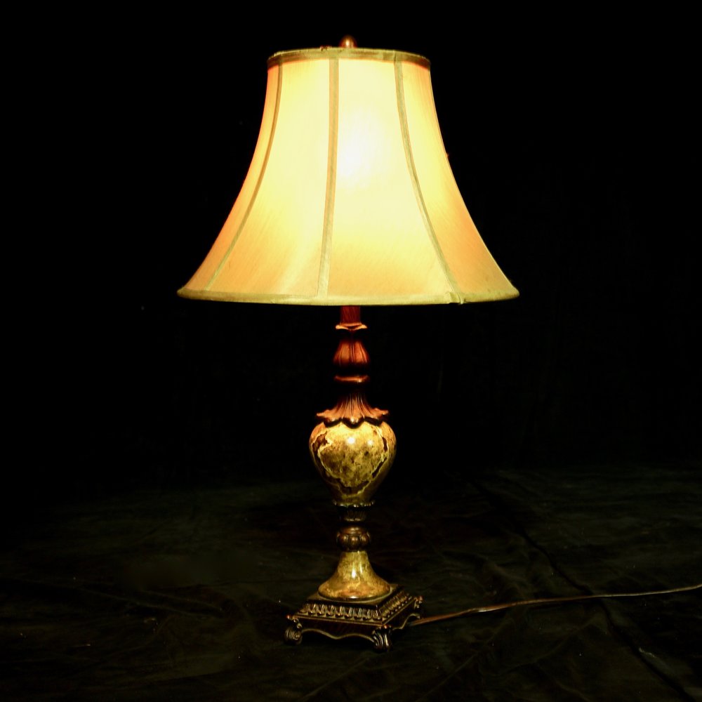 Lamp (2).jpg