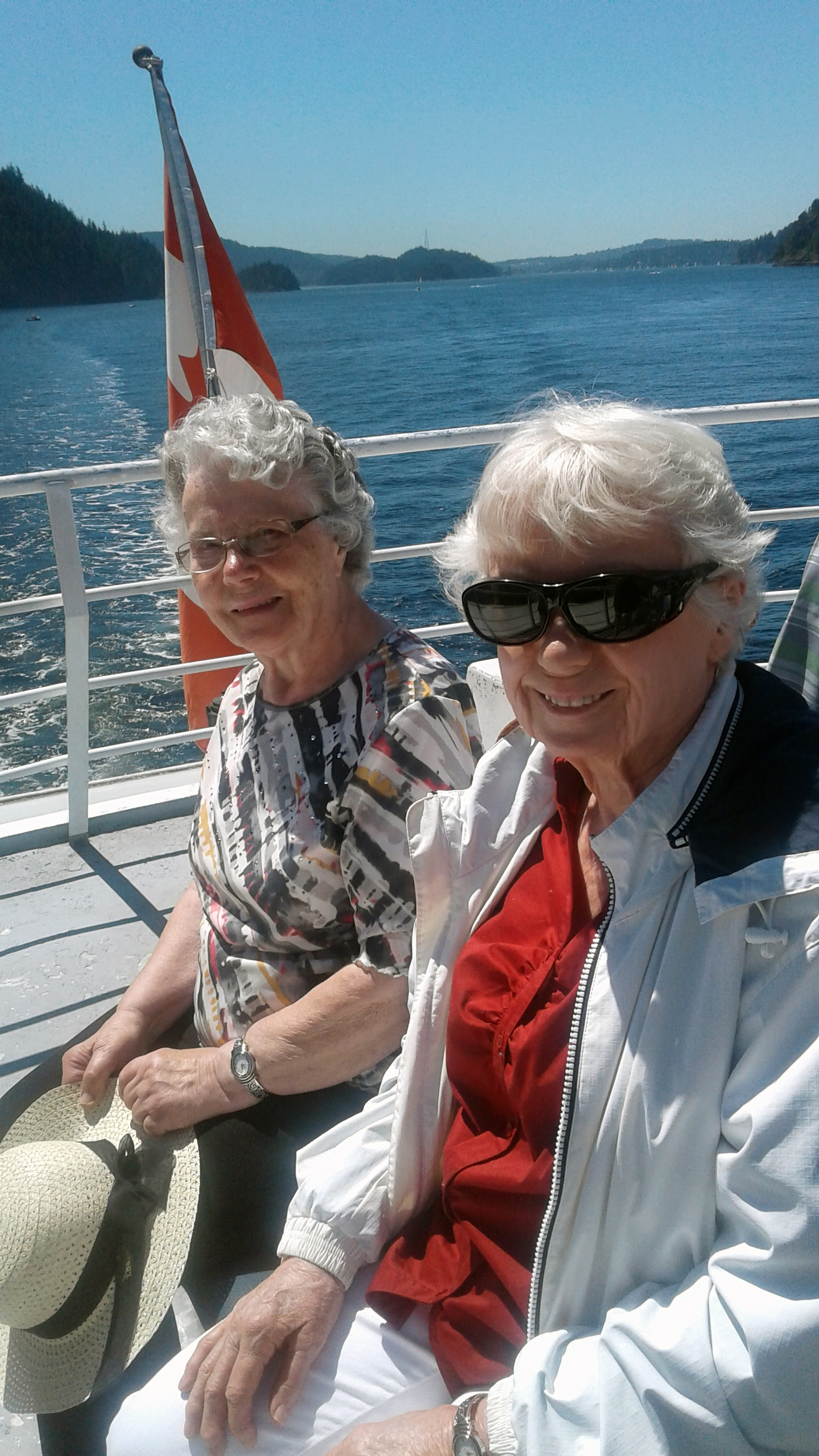 CDSRS_Homepage-Gallery_Dina and Connie Indian Arm.jpg