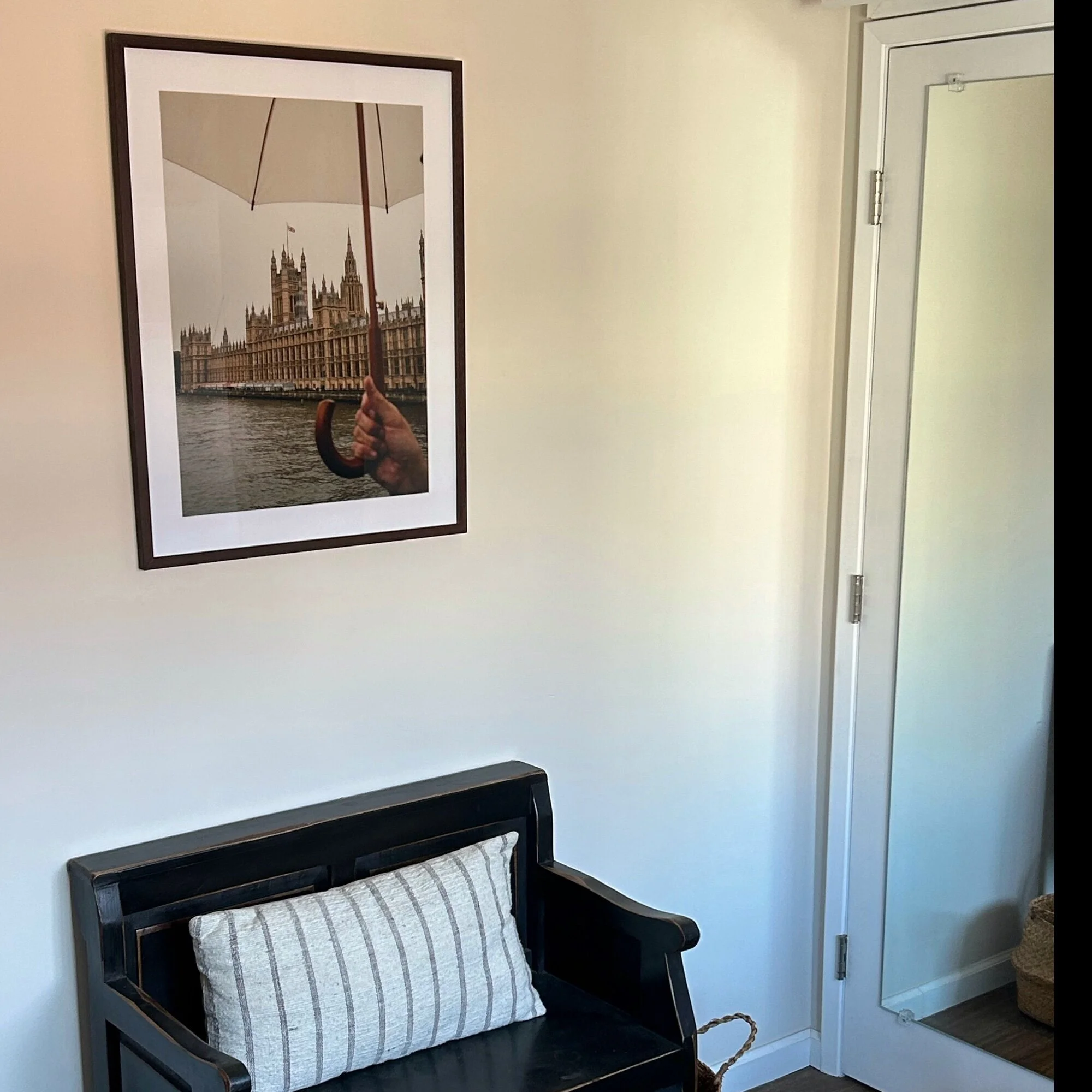 0B03702E-072B-4F46-ACC7-41693E9C0C8A