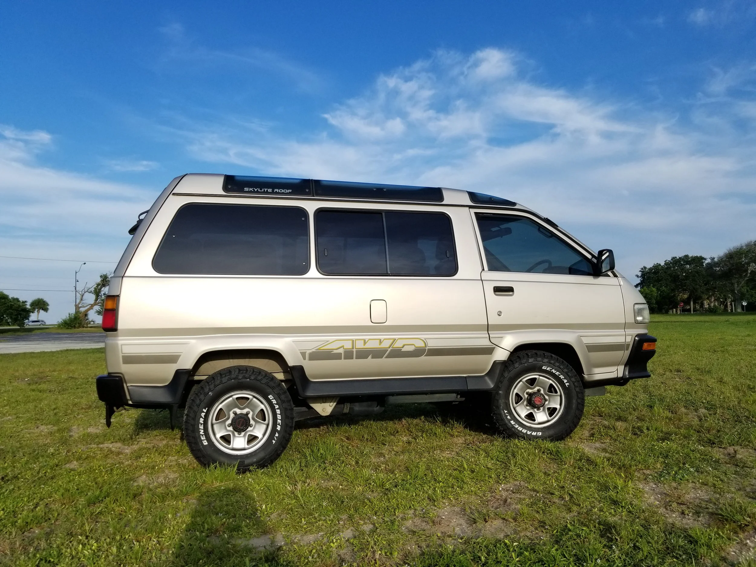 Toyota lite ace 1990