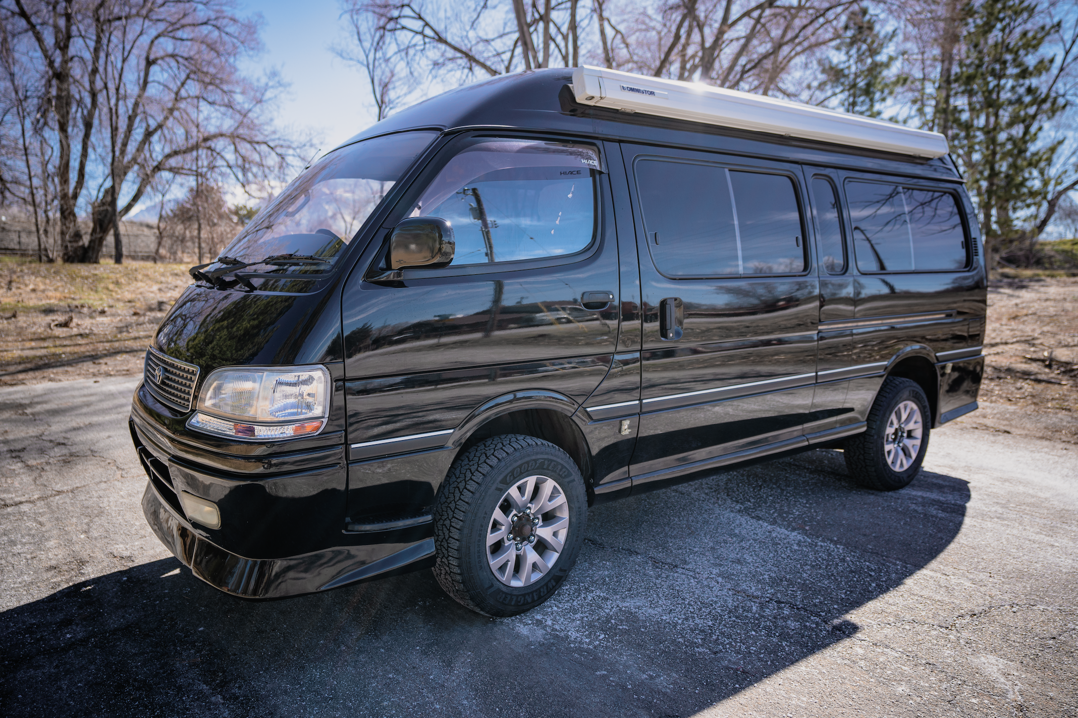 Toyota 4x4 Van — JDM Vans For Sale In USA — JAPANESE VANS